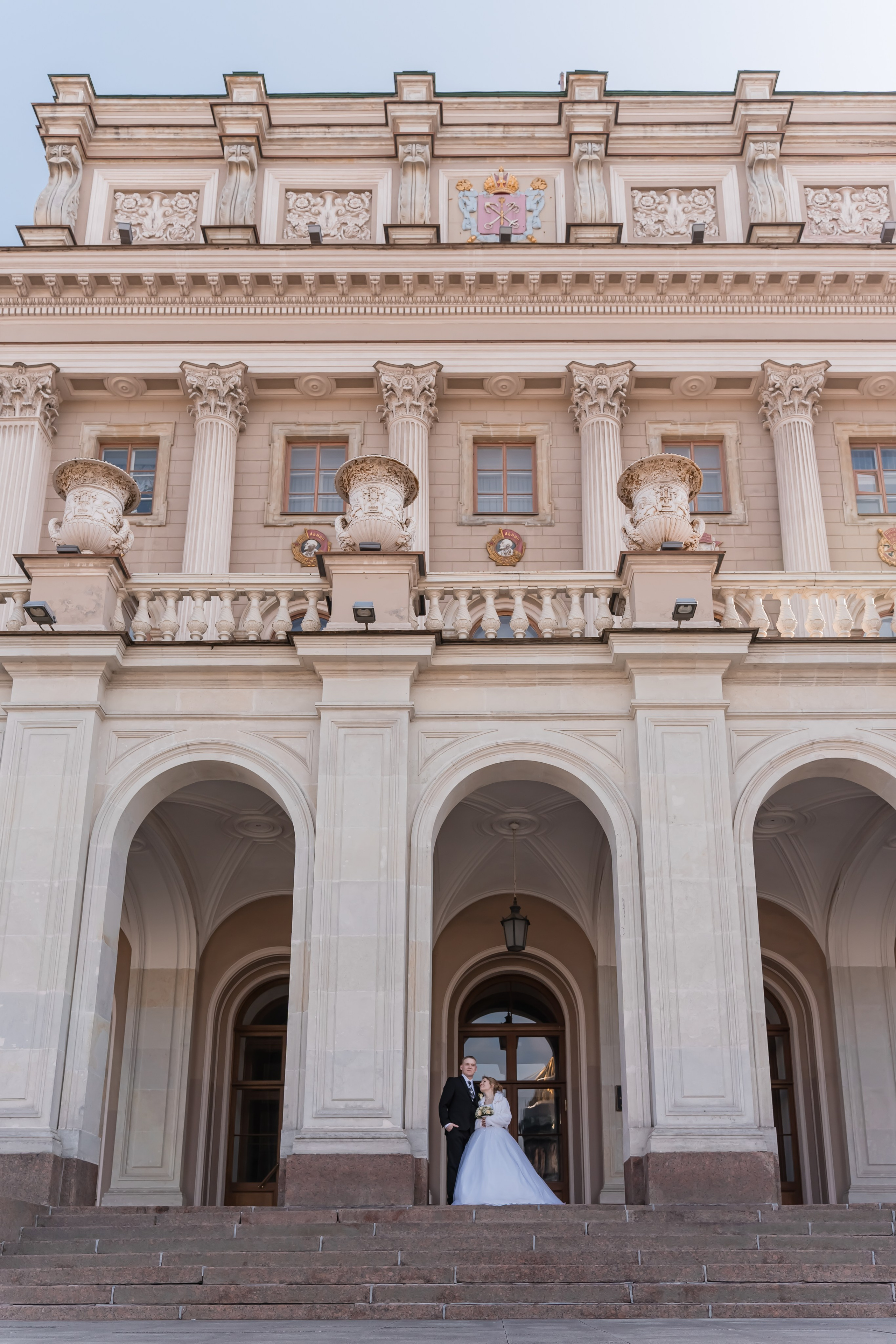Запечатлите самые яркие моменты вашего свадебного дня с нами. Цены на фотосессии для свадьбы, портретная съемка. 
