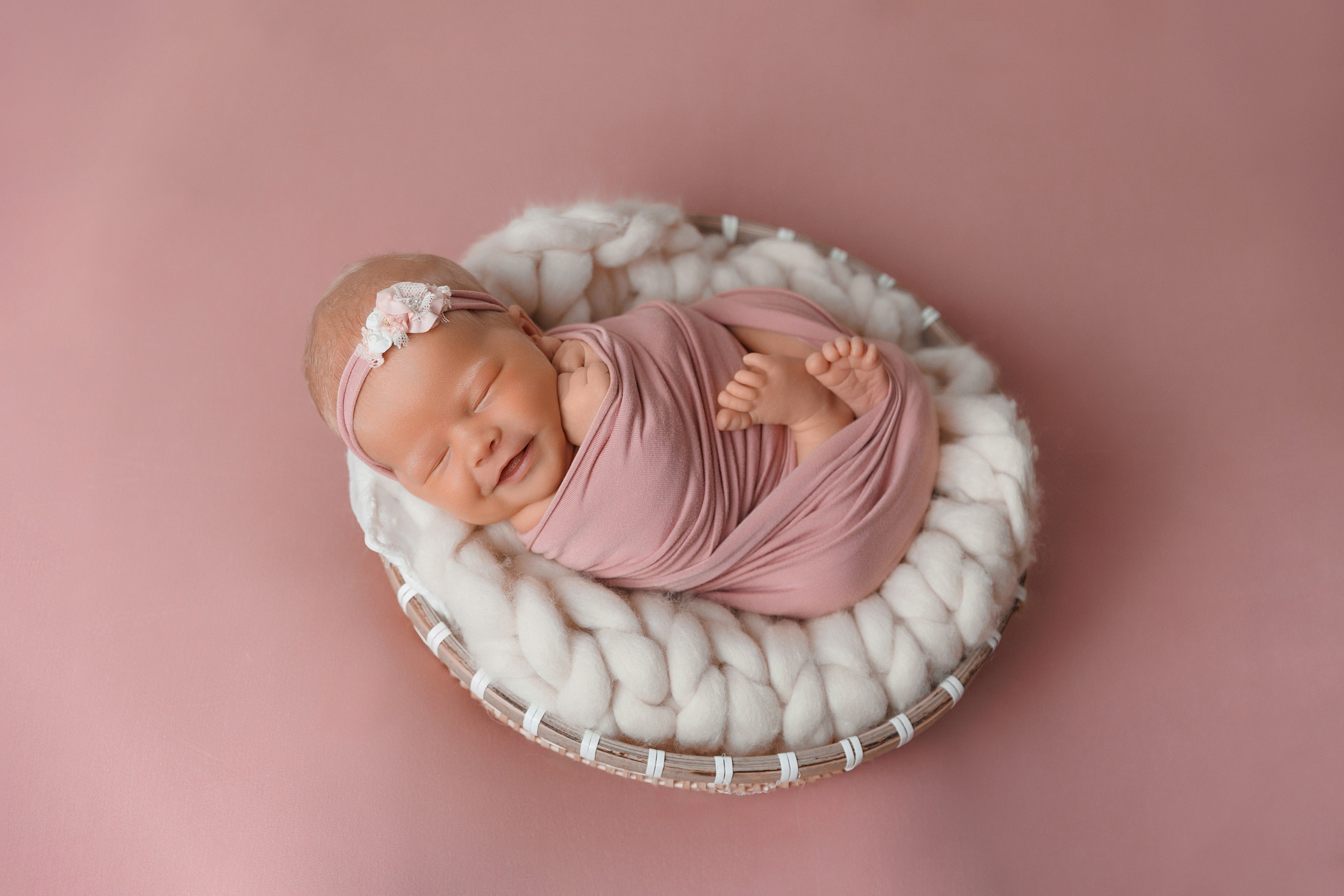 Фотограф новорожденных в Сочи Екатерина Вялова