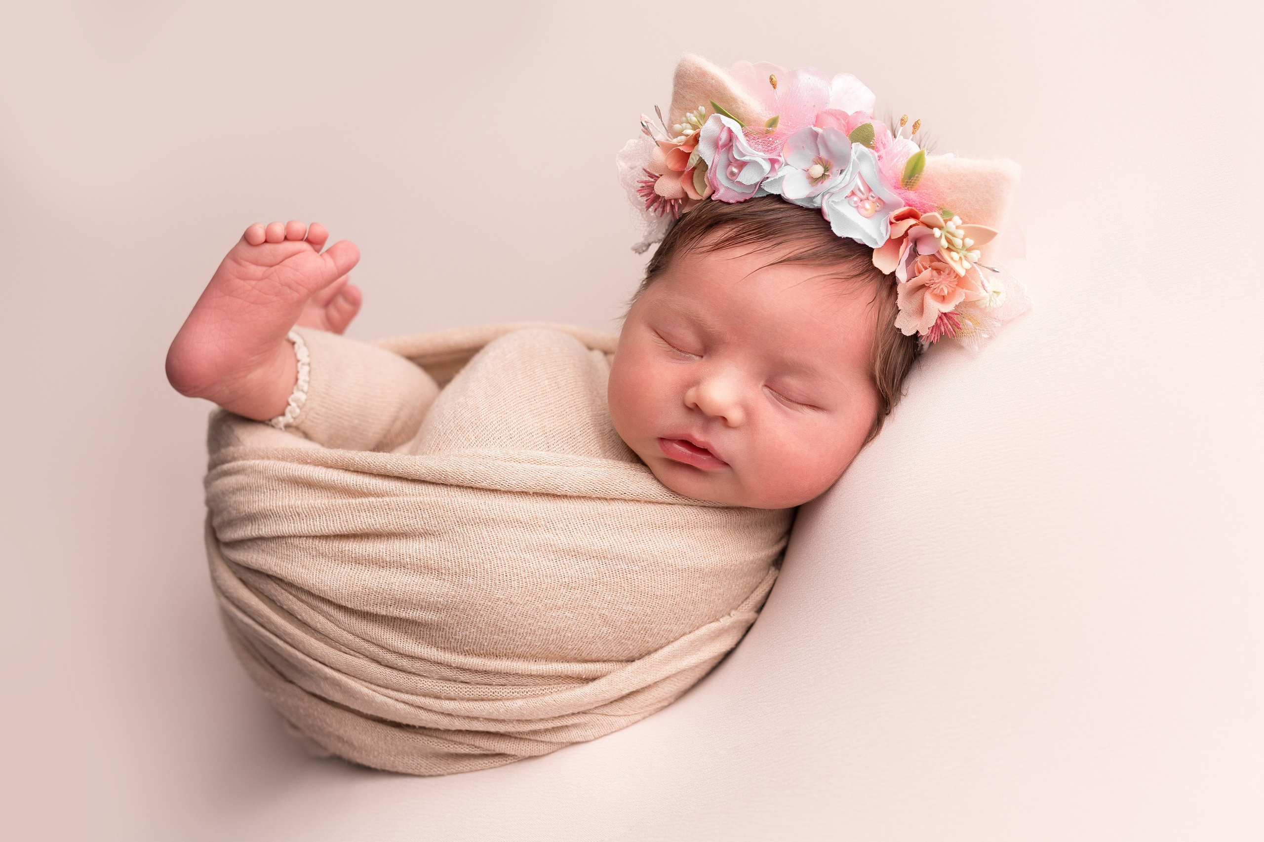 Девочки. Фотограф новорожденных в Омске Анастасия Моисеева