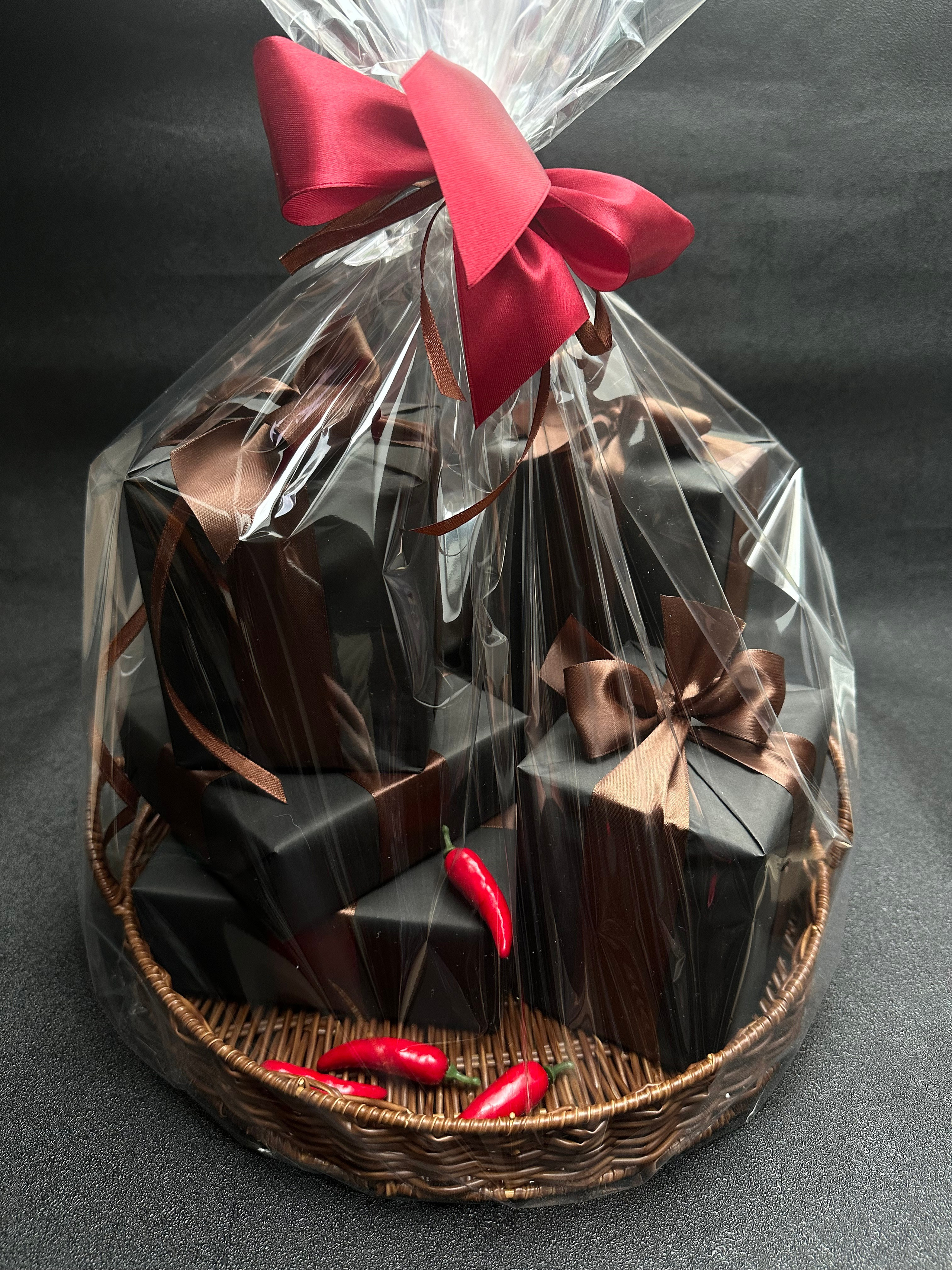 «Подарок с перчинкой». Студия подарочных наборов «Владия»