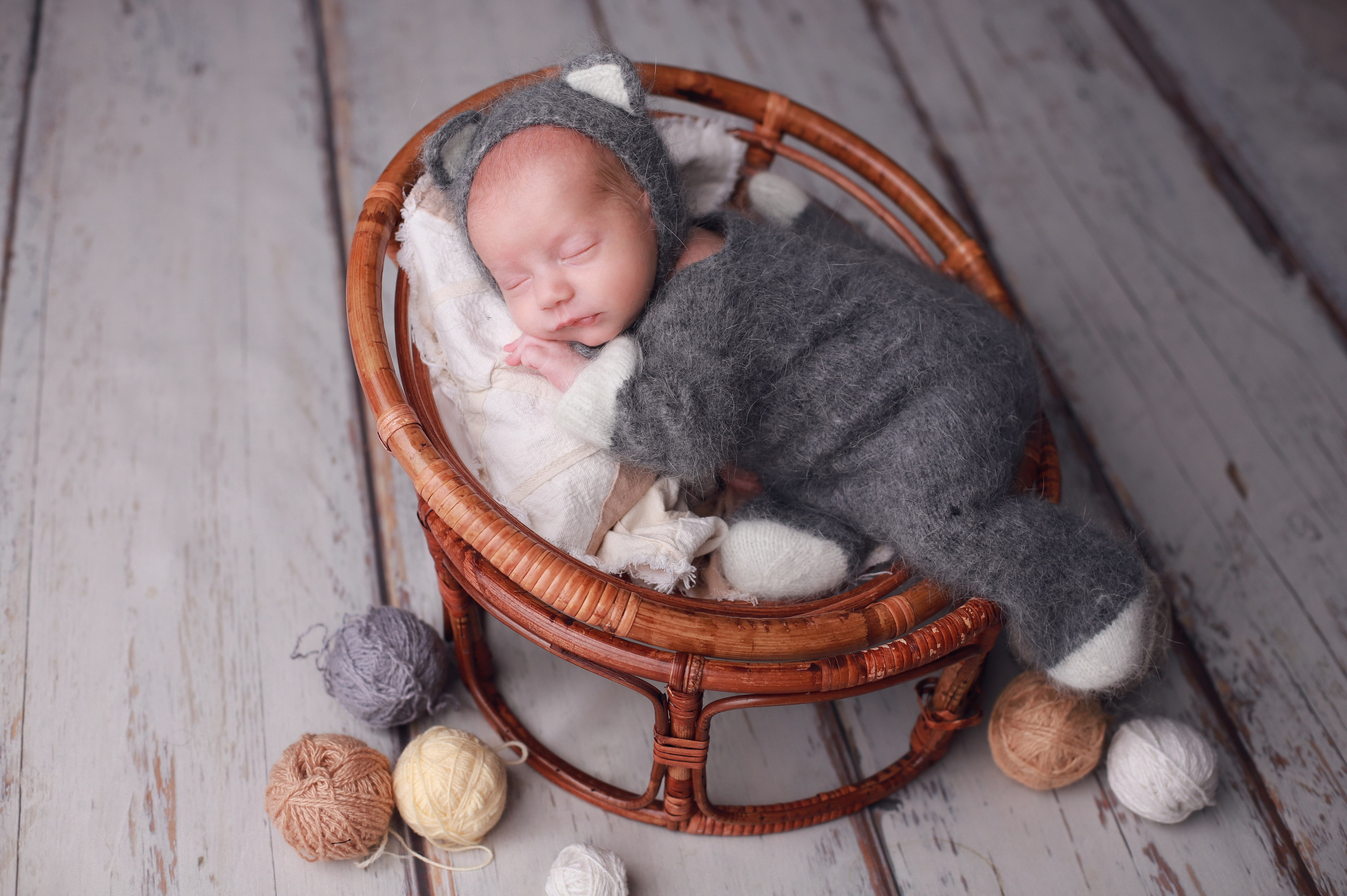 Фотограф новорожденных в г. Россошь Виктория Нечепуренко