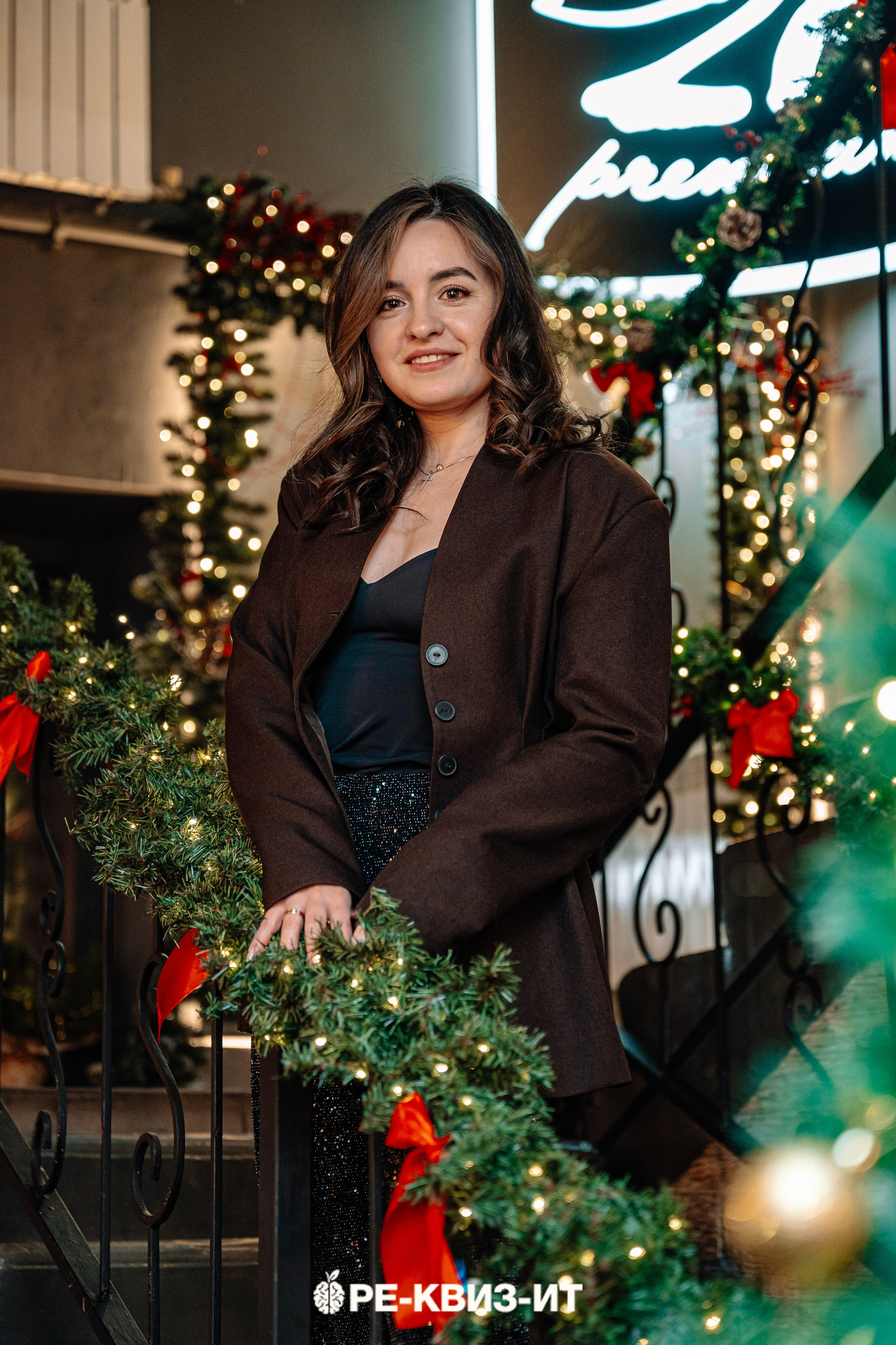 Реквизит — квиз в Зеленодольске и Волжске ZR cafe. Свадебный фотограф в Казани, и Зеленодольске Радик Мухаметов