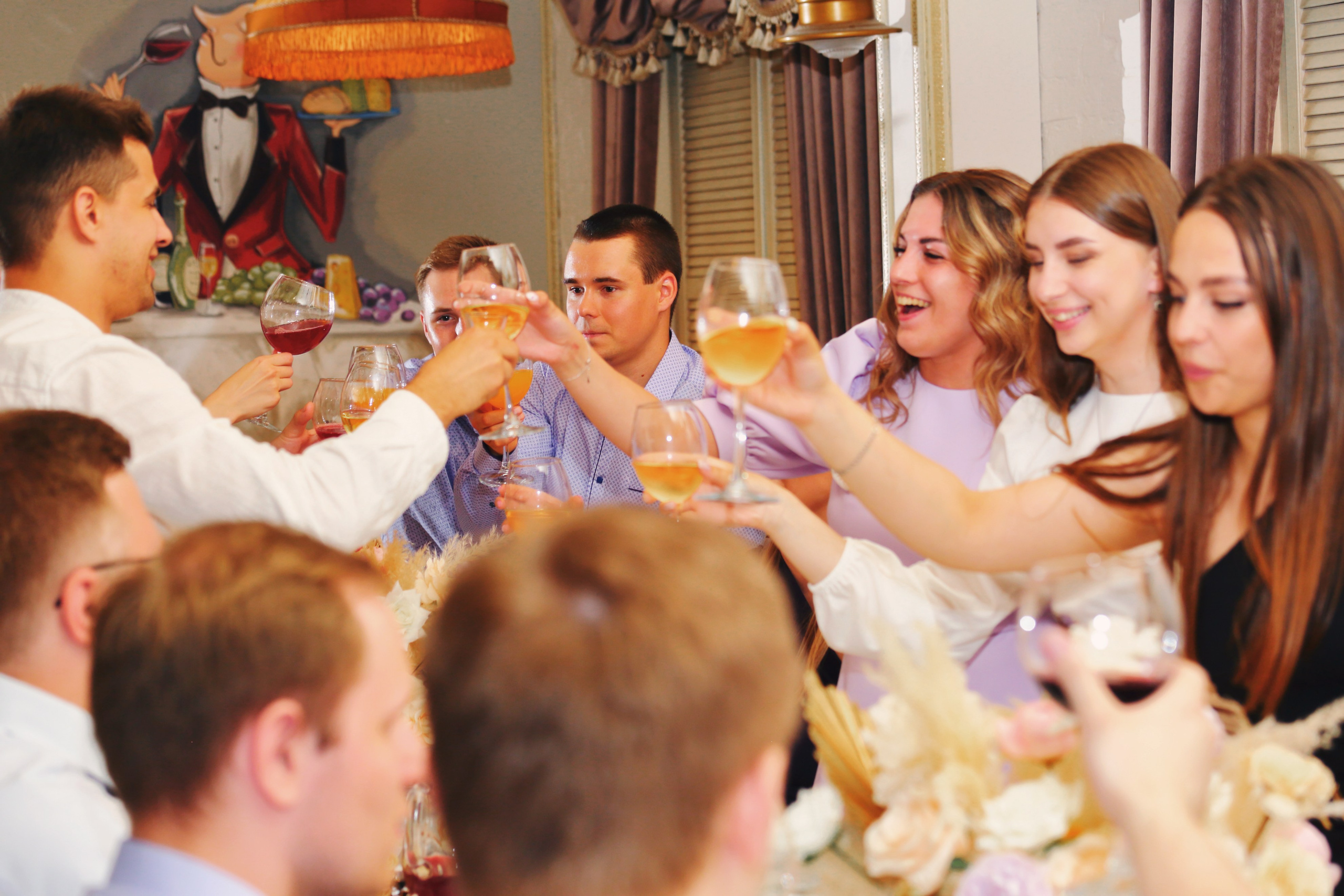 Съемка пары в отеле, на природе, в городе. Свадебный и репортажный фотограф в Ярославле и Санкт-Петербурге Роман Микрюков