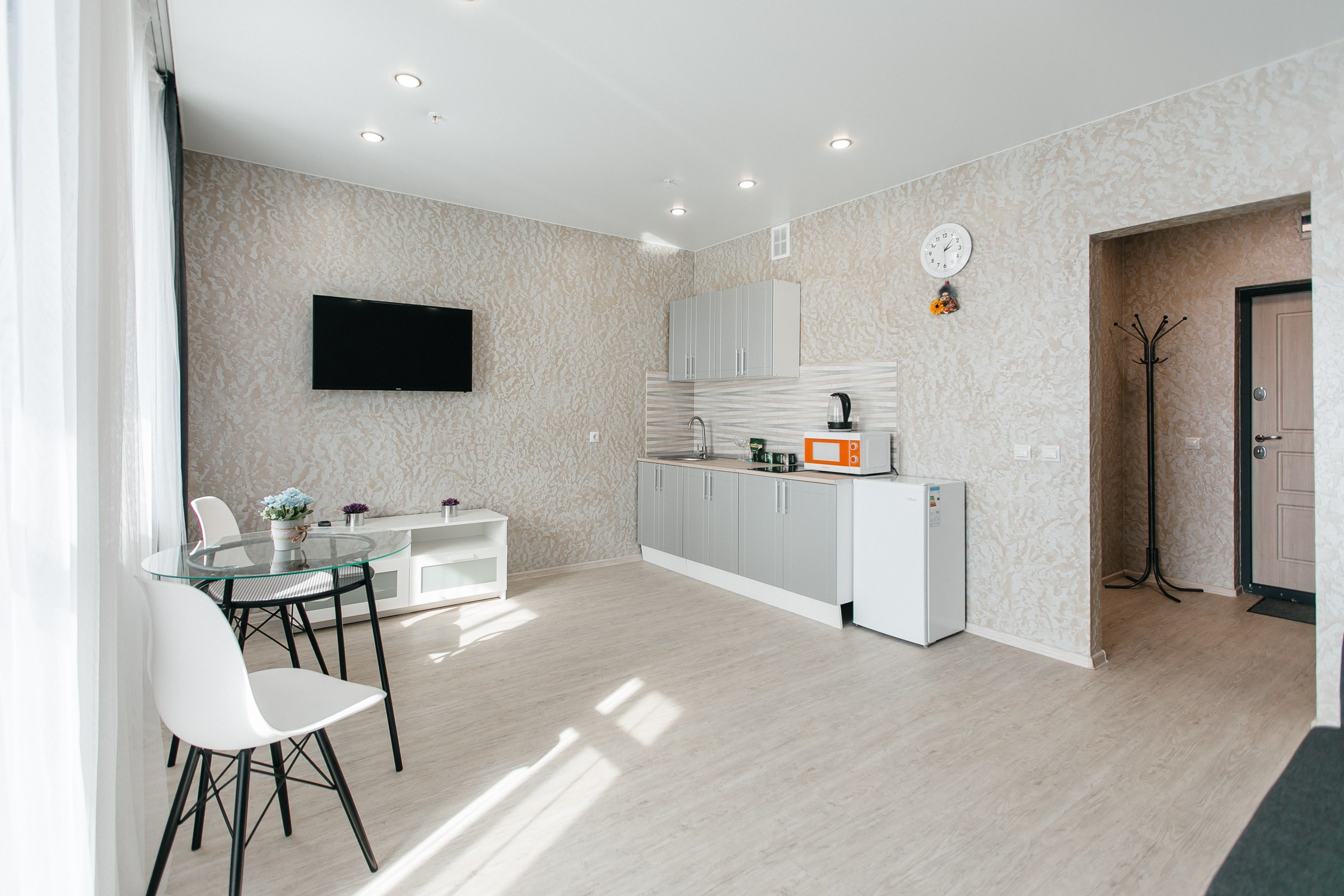 Обская, 46/2 (ApartRiver). Душевный фотограф Ваших самых ярких событий Марина Погребняк