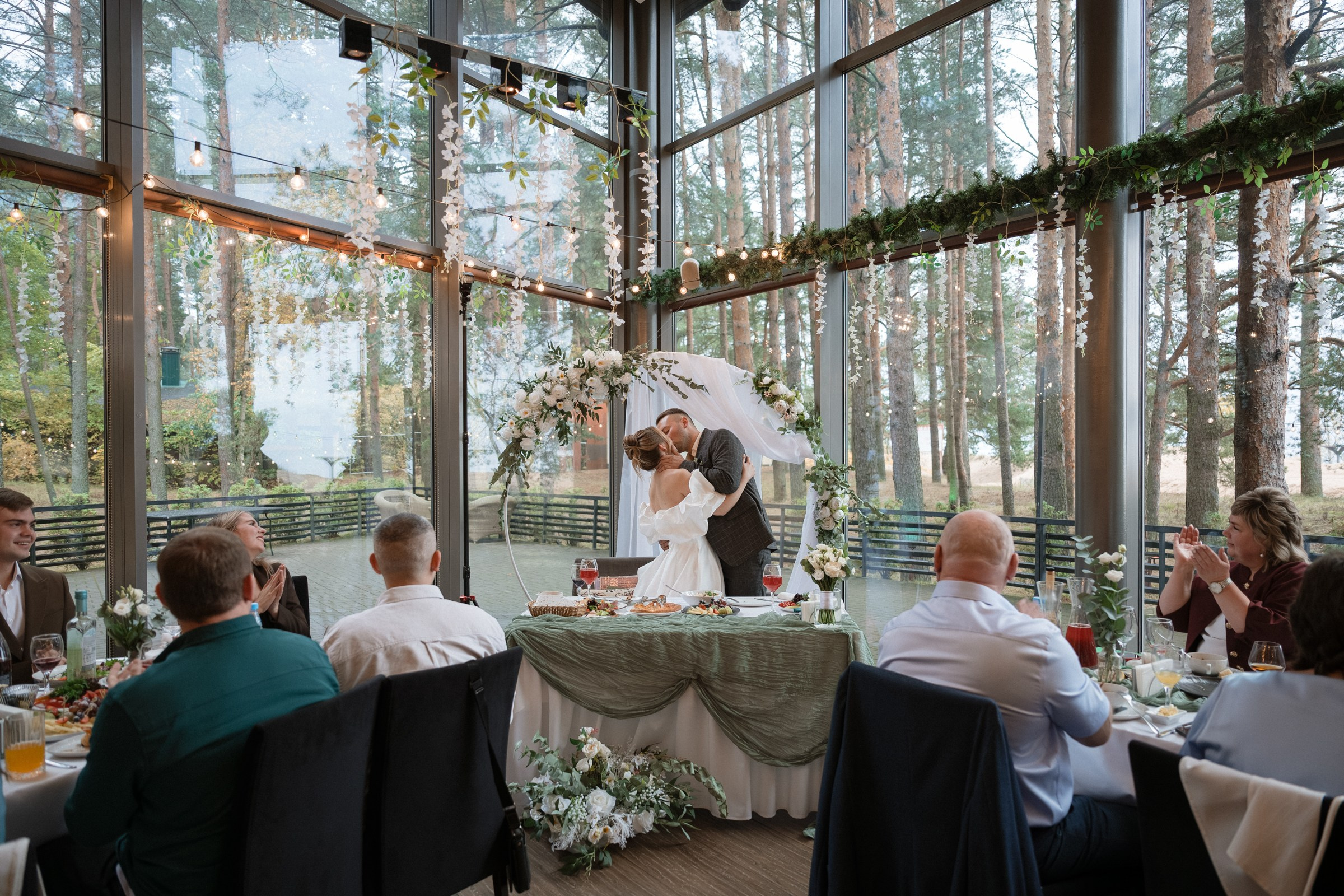 Свадебный ужин в ресторане Атлантис на Финском заливе