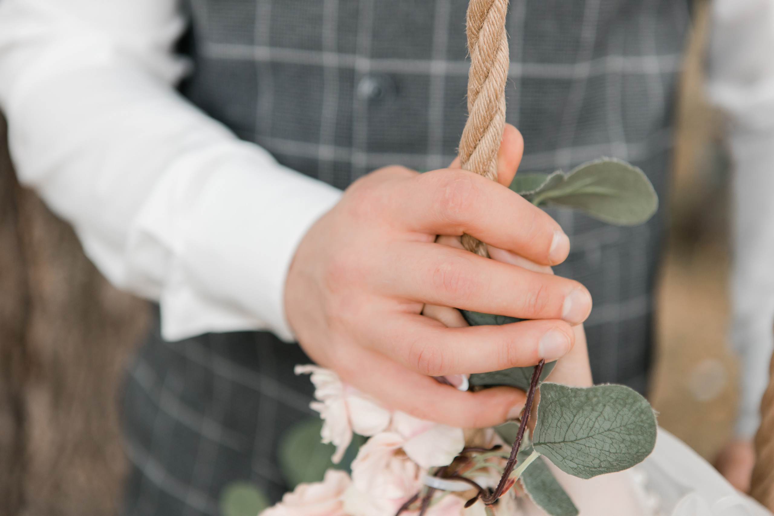 Свадебная фотосессия Сергея и Татьяны. Наша свадебная сказка. Видеосъемка и фотосъемка свадеб. Фотограф и оператор на свадьбу. Видеосъемка подкастов, собственная видео-фотостудии. Предметная фотосъемка
