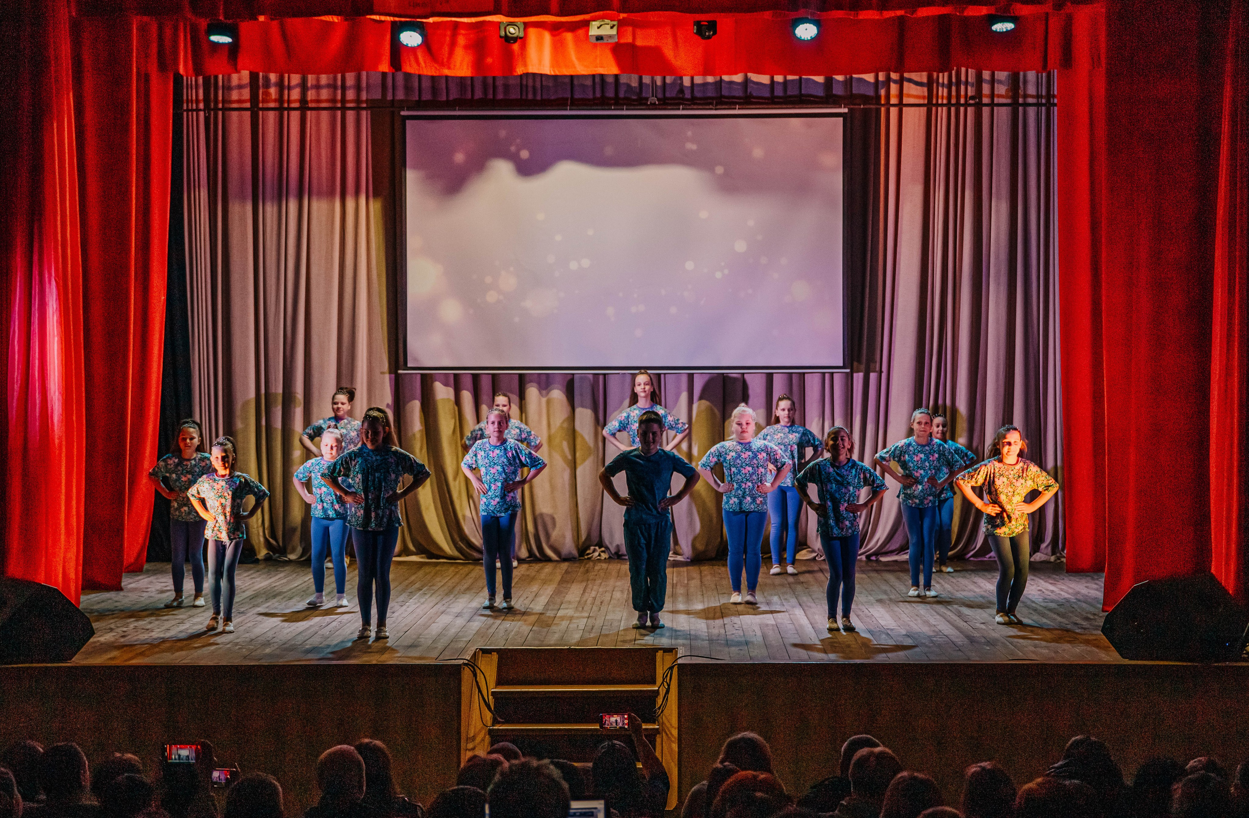 Отчетный концерт хореографического коллектива Пульс!. Фотограф Дарья Маташкова