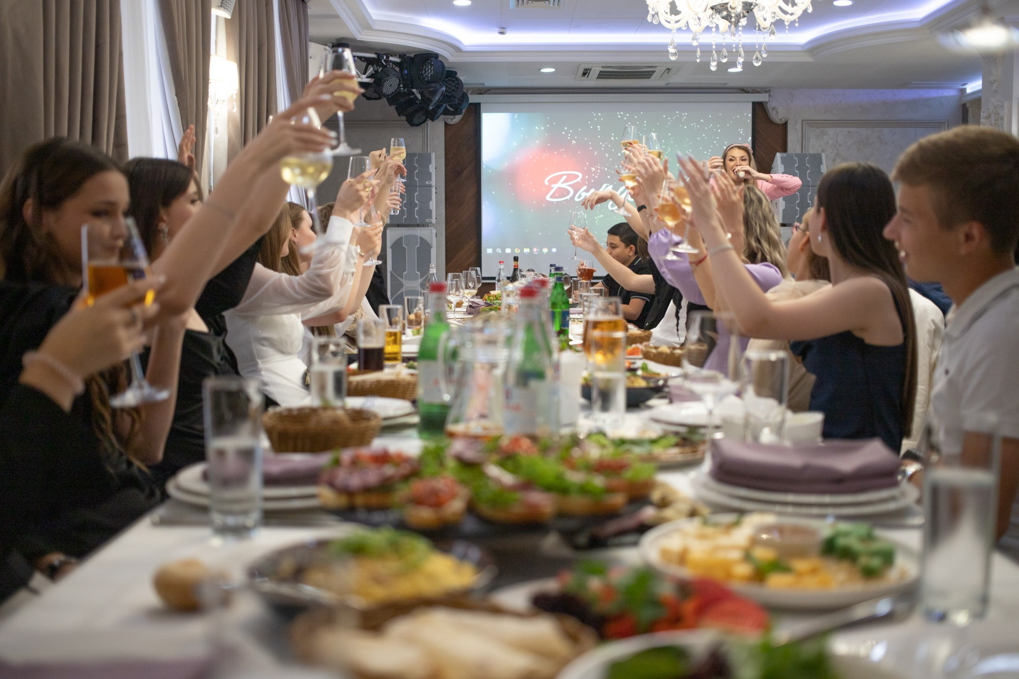 Выпускной 9-й класс. Репортажный, промышленный и маркетплейс-фотограф Дмитрий Чернат