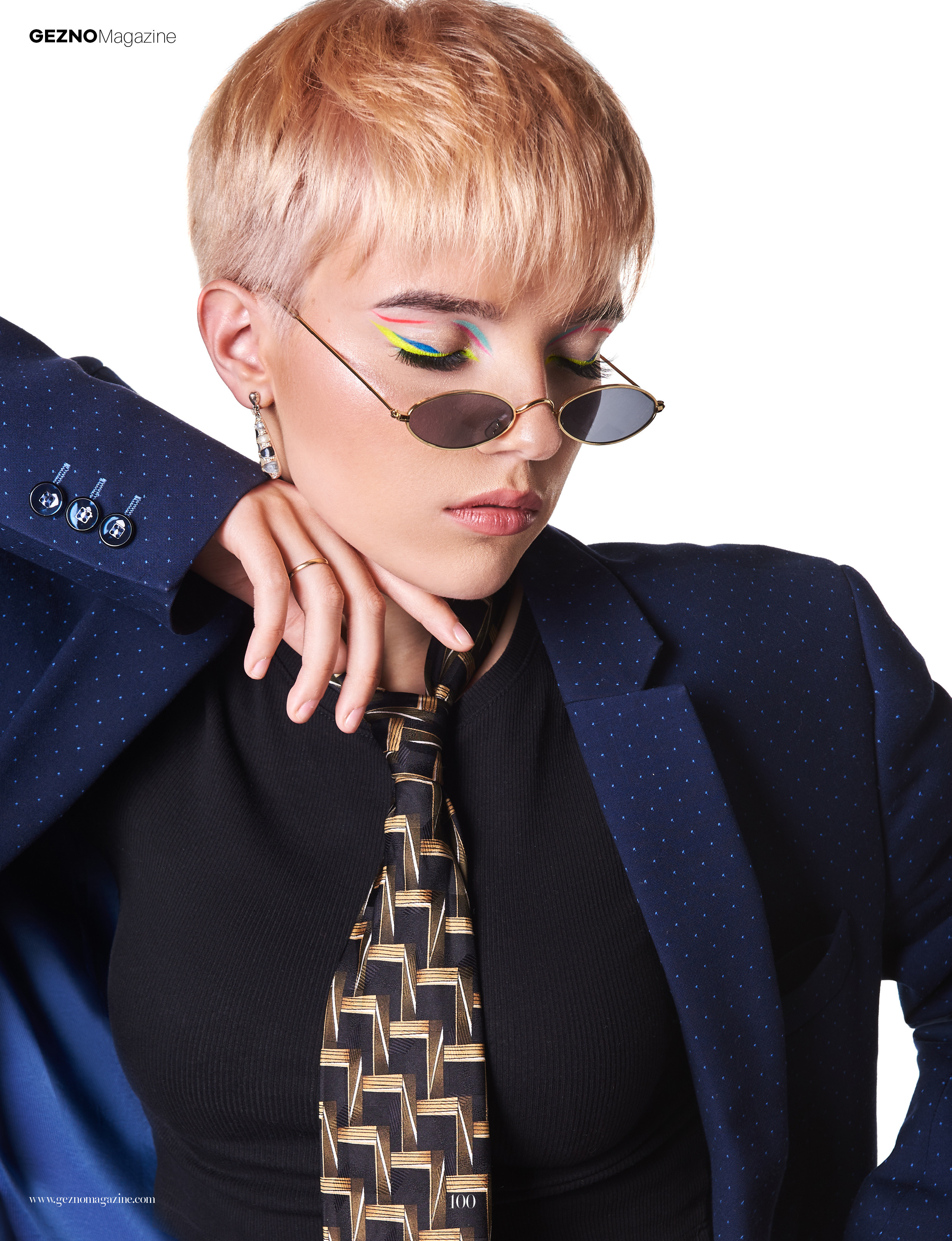 GEZNO Magazine November 2022 Issue #07. Rey Stanislav — репортажный и рекламный фотограф в Новокузнецке