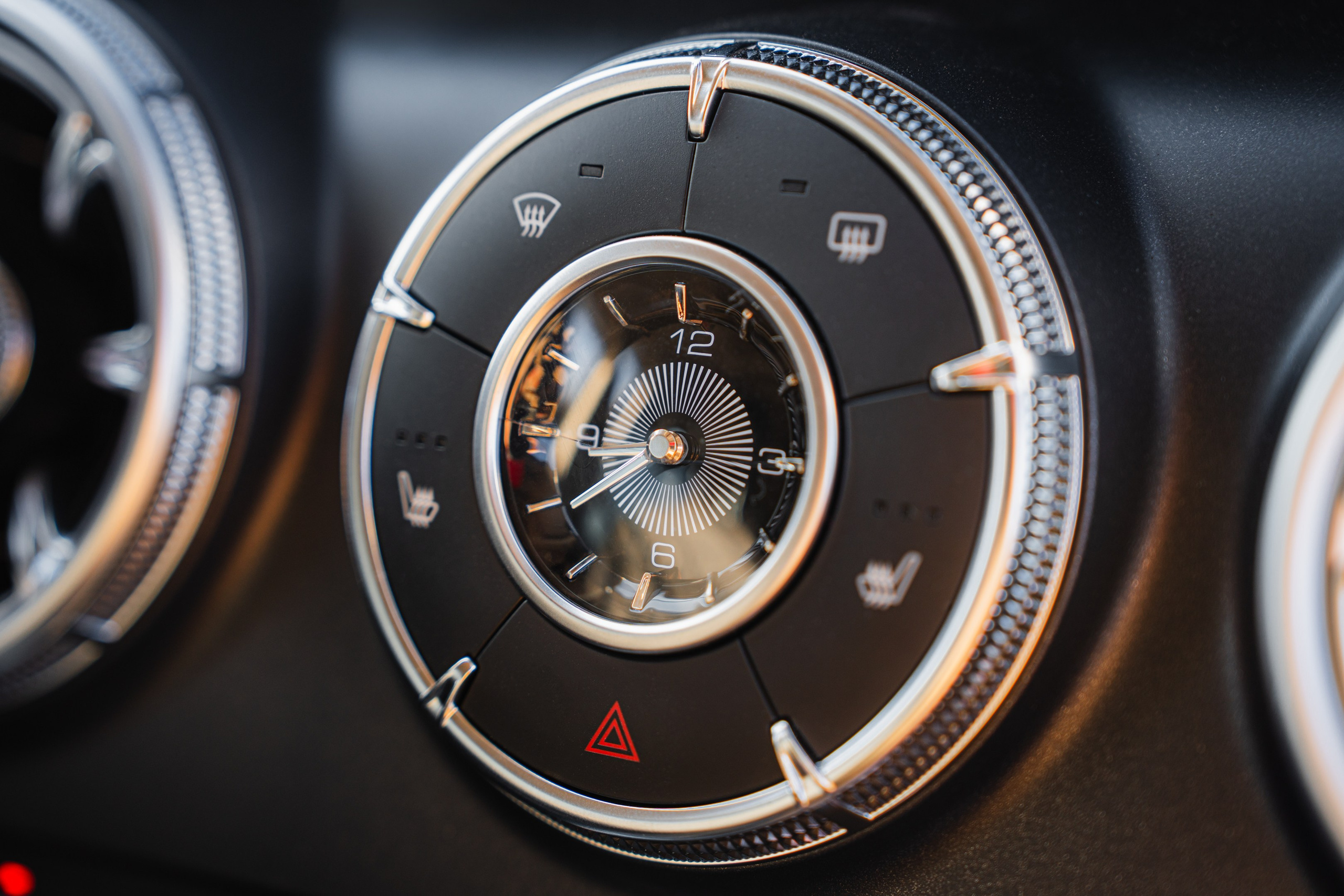 坦克300. Ivan Zaitsev (IZIART) — 通过照片和视频创建文化代码