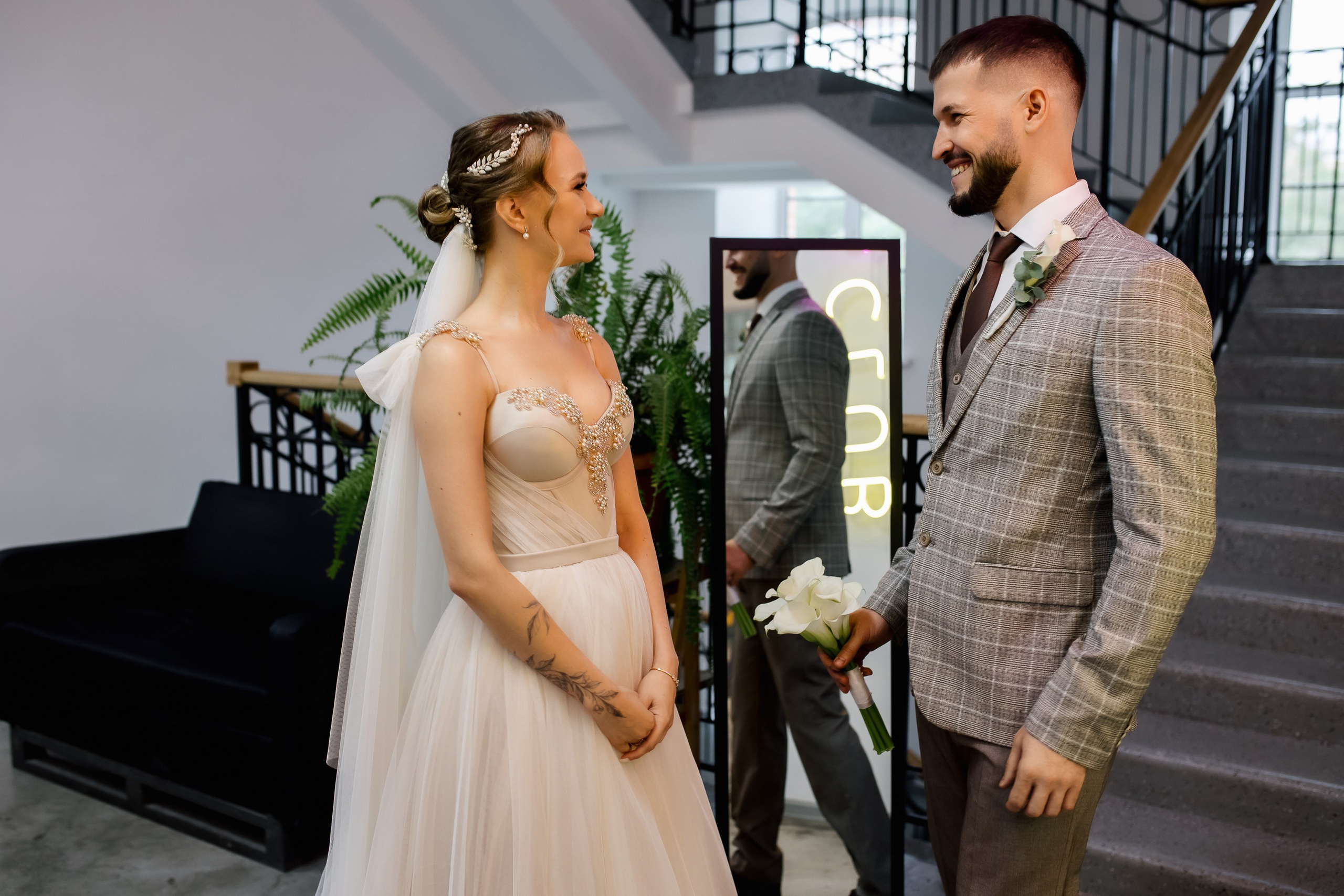 Степан и Ульяна. Утро. Загс. Прогулка. Дождь и солнце. Свадебный фотограф в Хабаровске