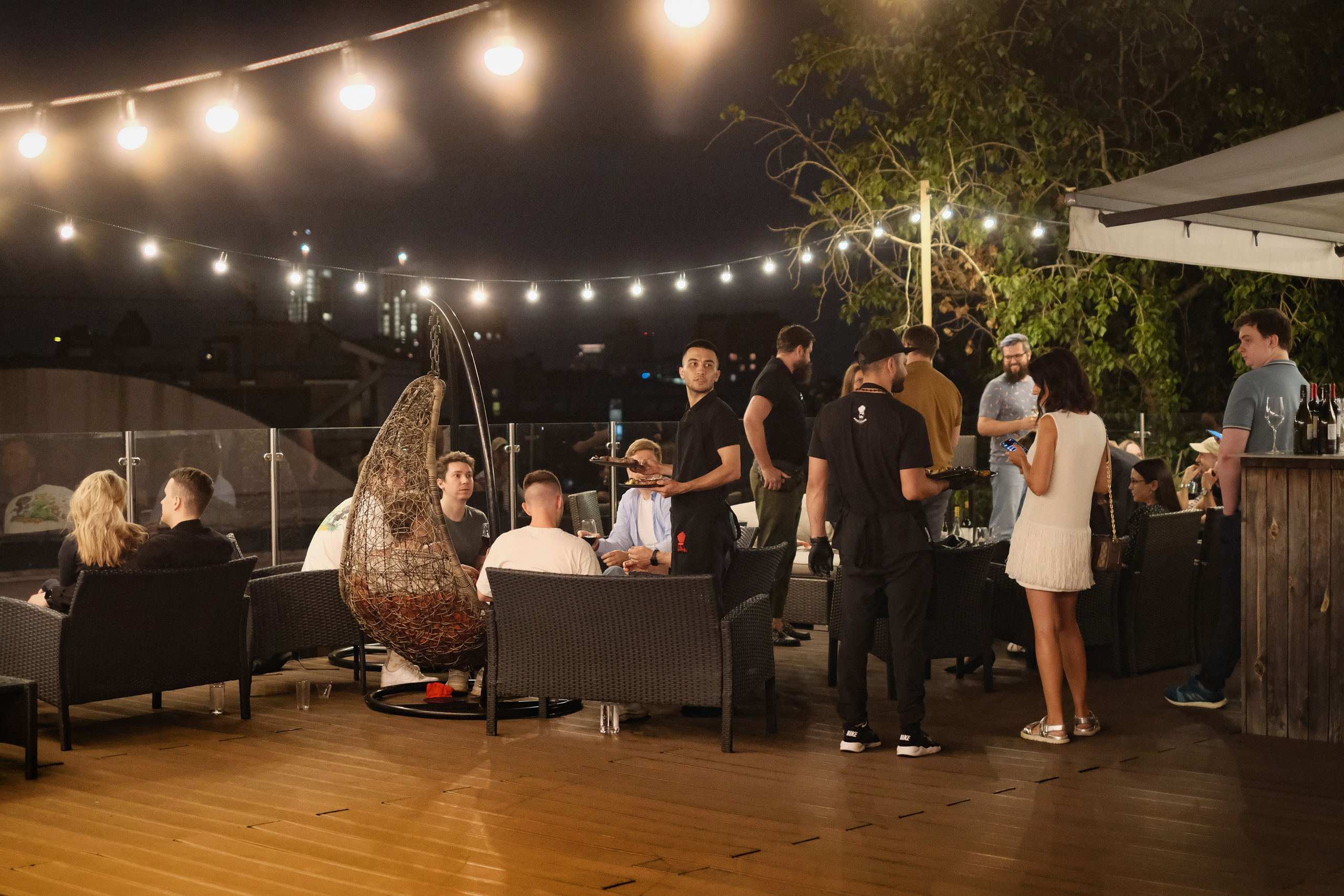 Вечеринка на крыше в Москве. Фотограф Михаил Ерохин | Москва