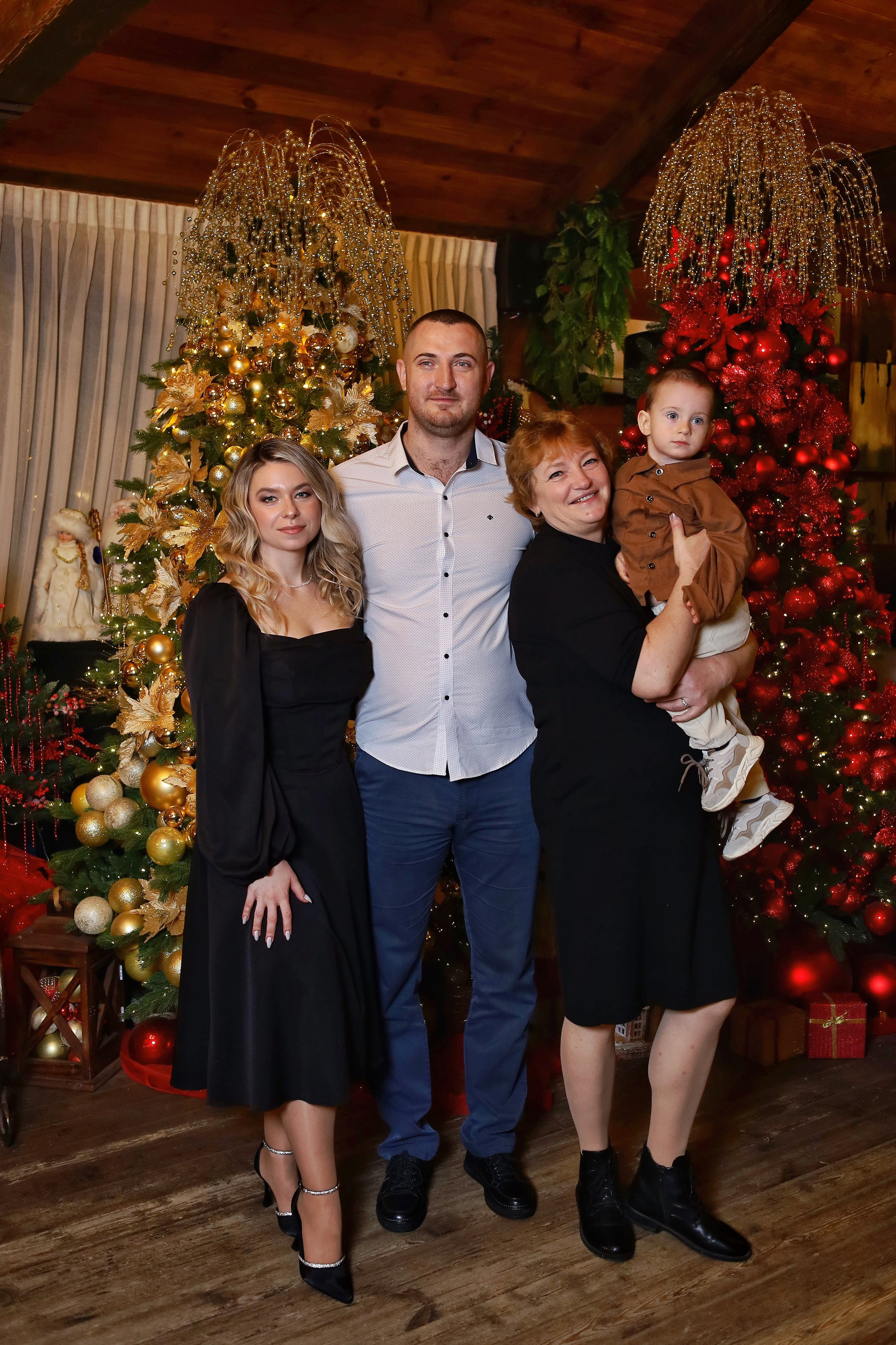 ЮБИЛЕЙ КАФЕ «ЧЕСНОК». Репортажный фотограф Анапа