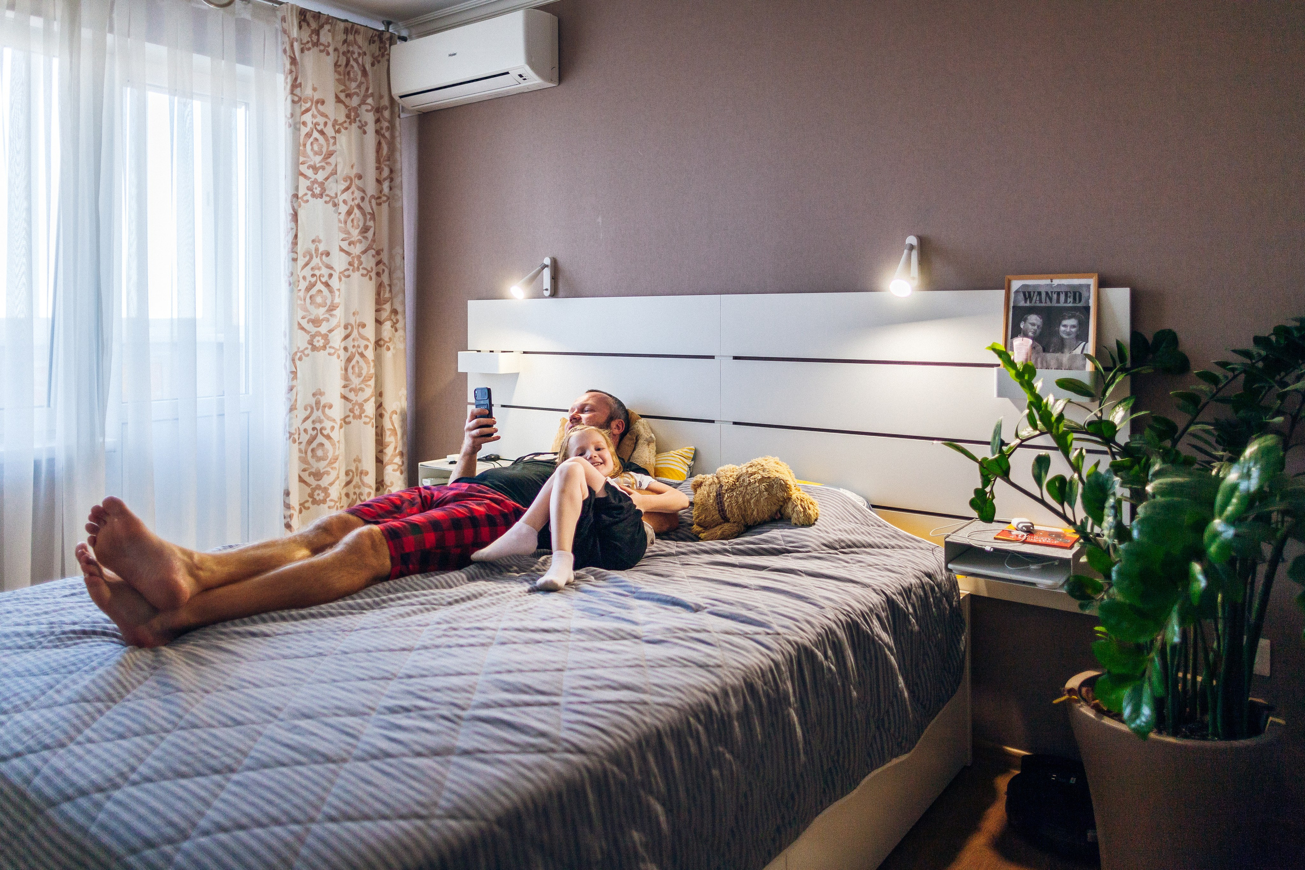 ***. Фотограф Денис Денисов