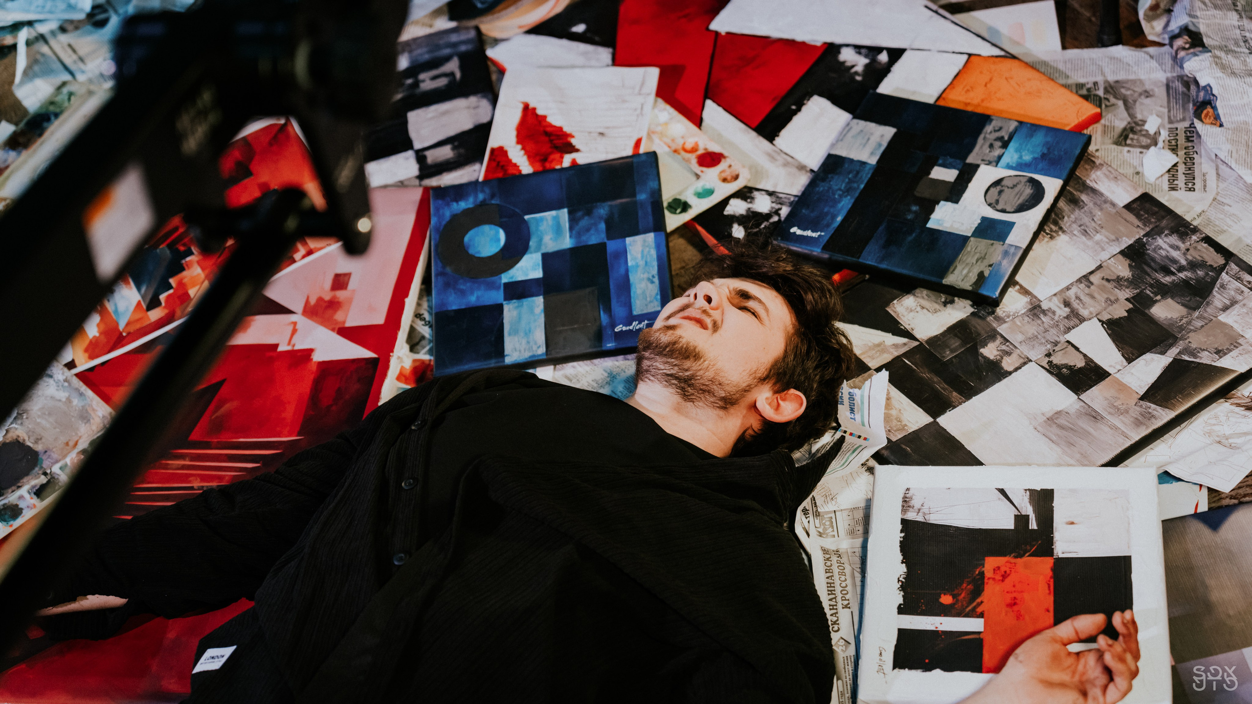 BAKED ROLL x Grad! ent