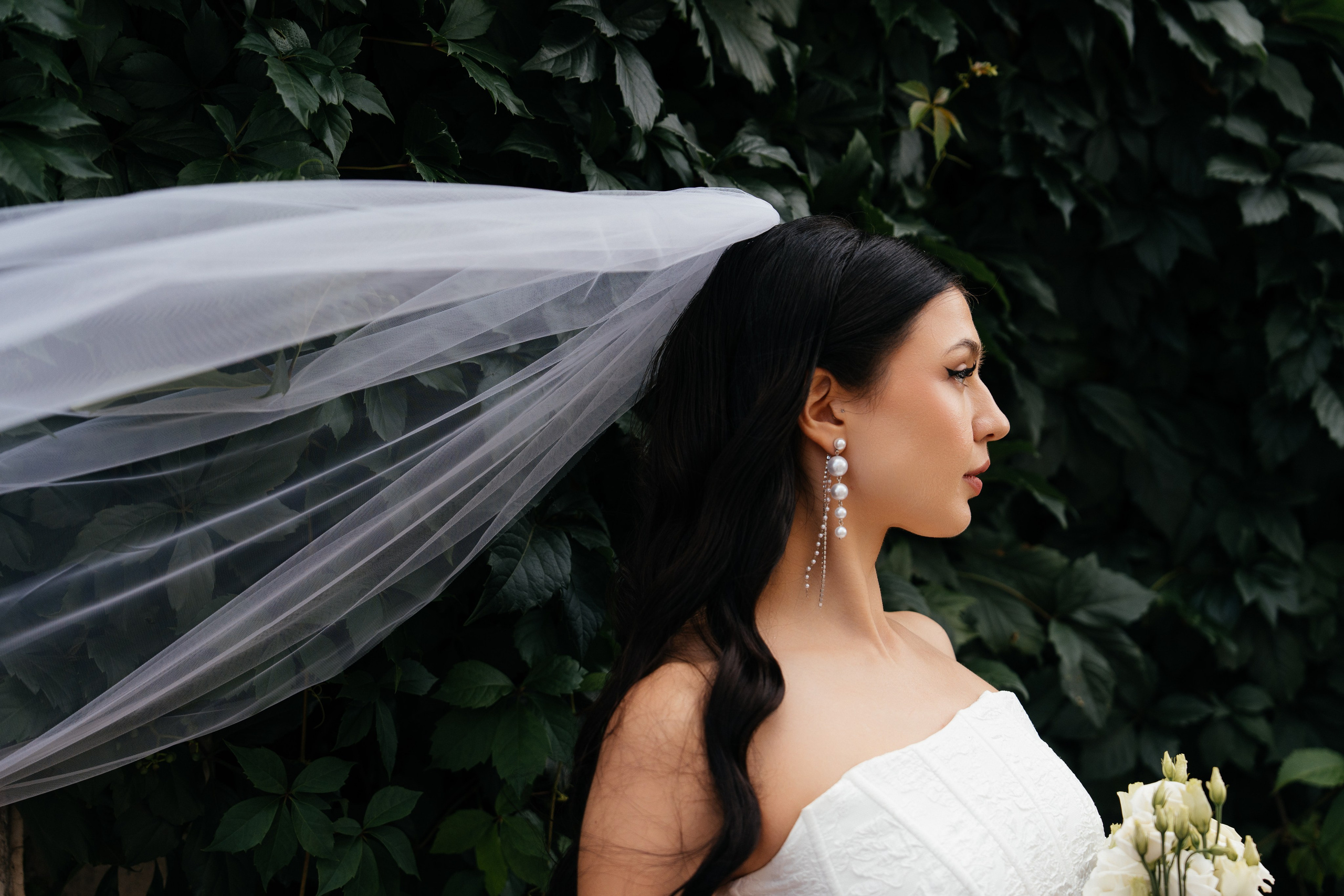 Свадебная фотосессия в Москве у высотки на Котельнической набережной. Свадебный фотограф в Москве Анна Полушина