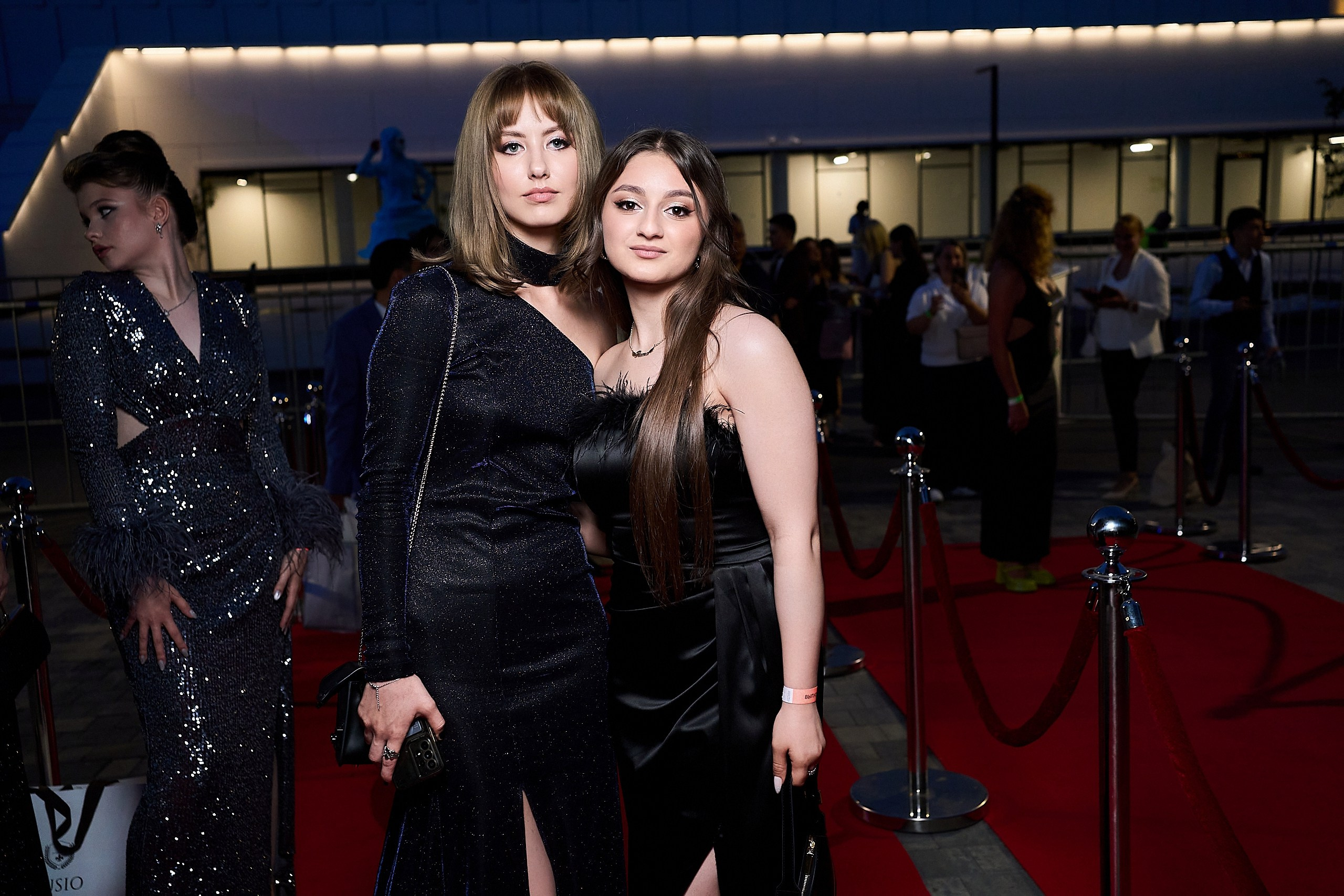 Выпускной 2024 концертный зал Академия ВТБ. Фотограф и Видеограф в Москве. Олег Корушев