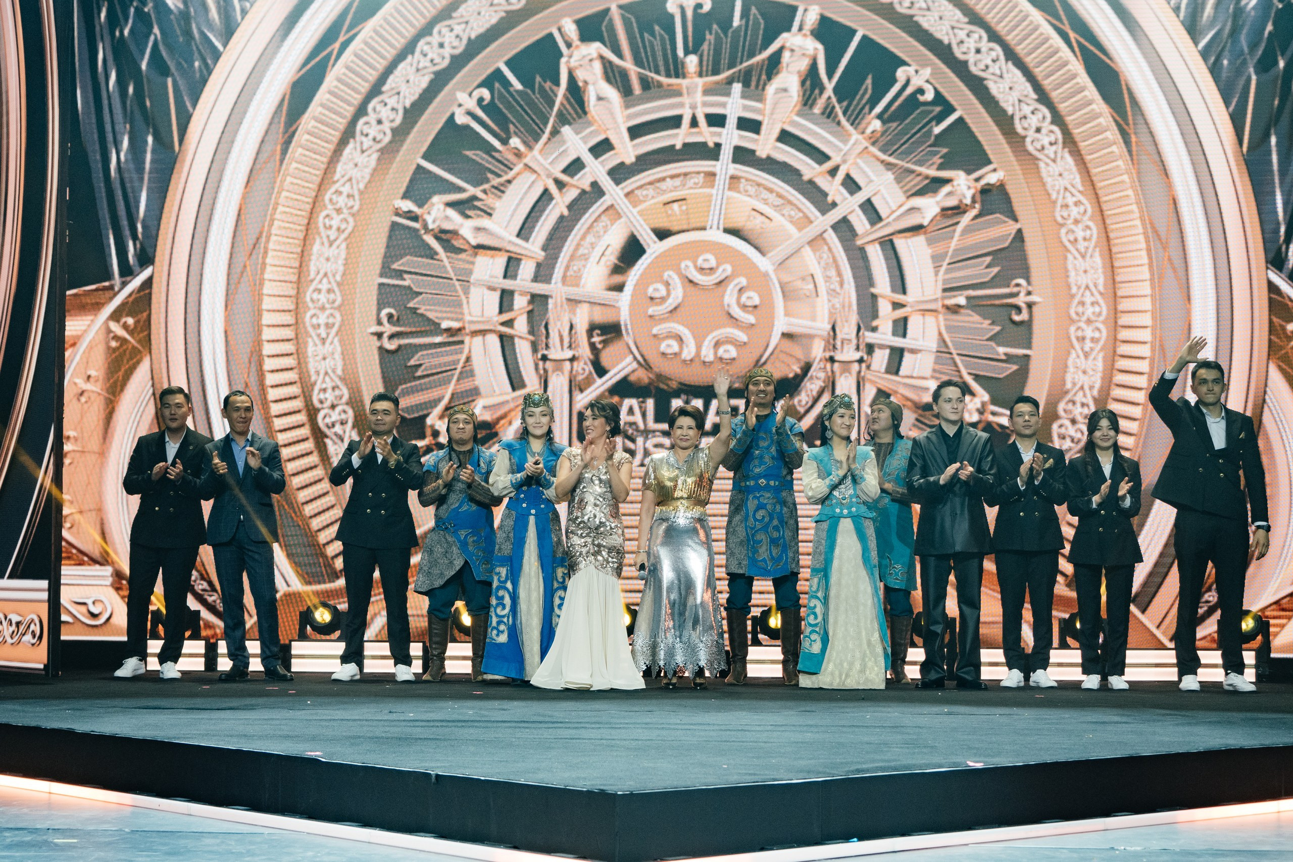 Концерт. Свадебный фотограф алматы Шожебаев Кайрат