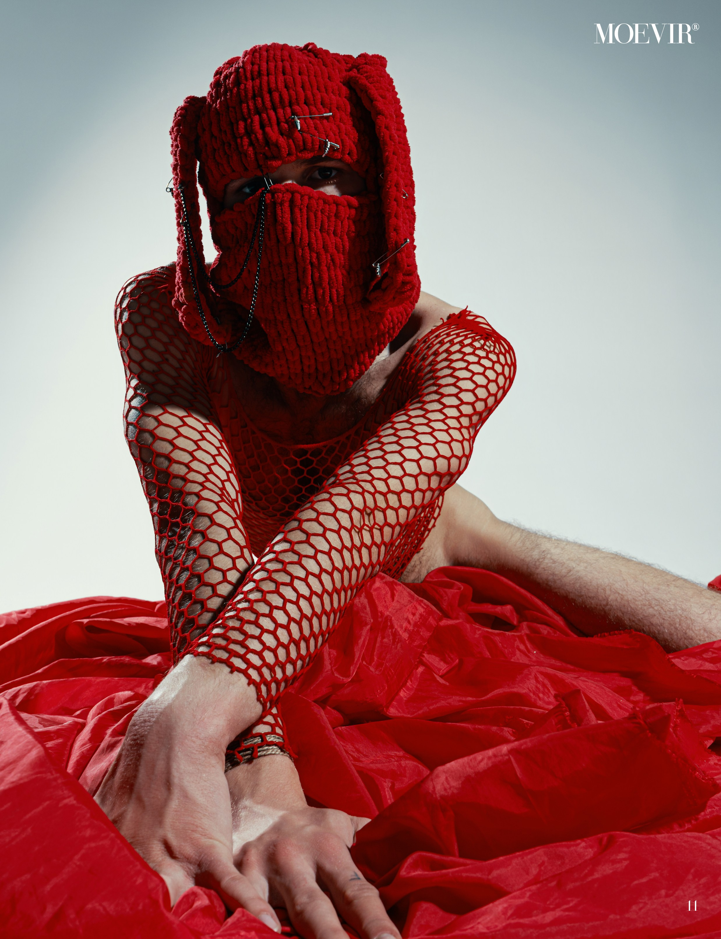 Cover for MOEVIR MAGAZINE. Никита Скрипник — ТЕАТР В СТИЛЕ ФЭШН