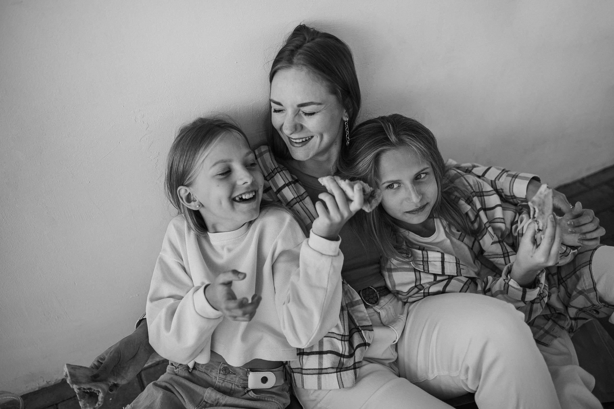 Марина и девочки. Www.ostermiller.ru