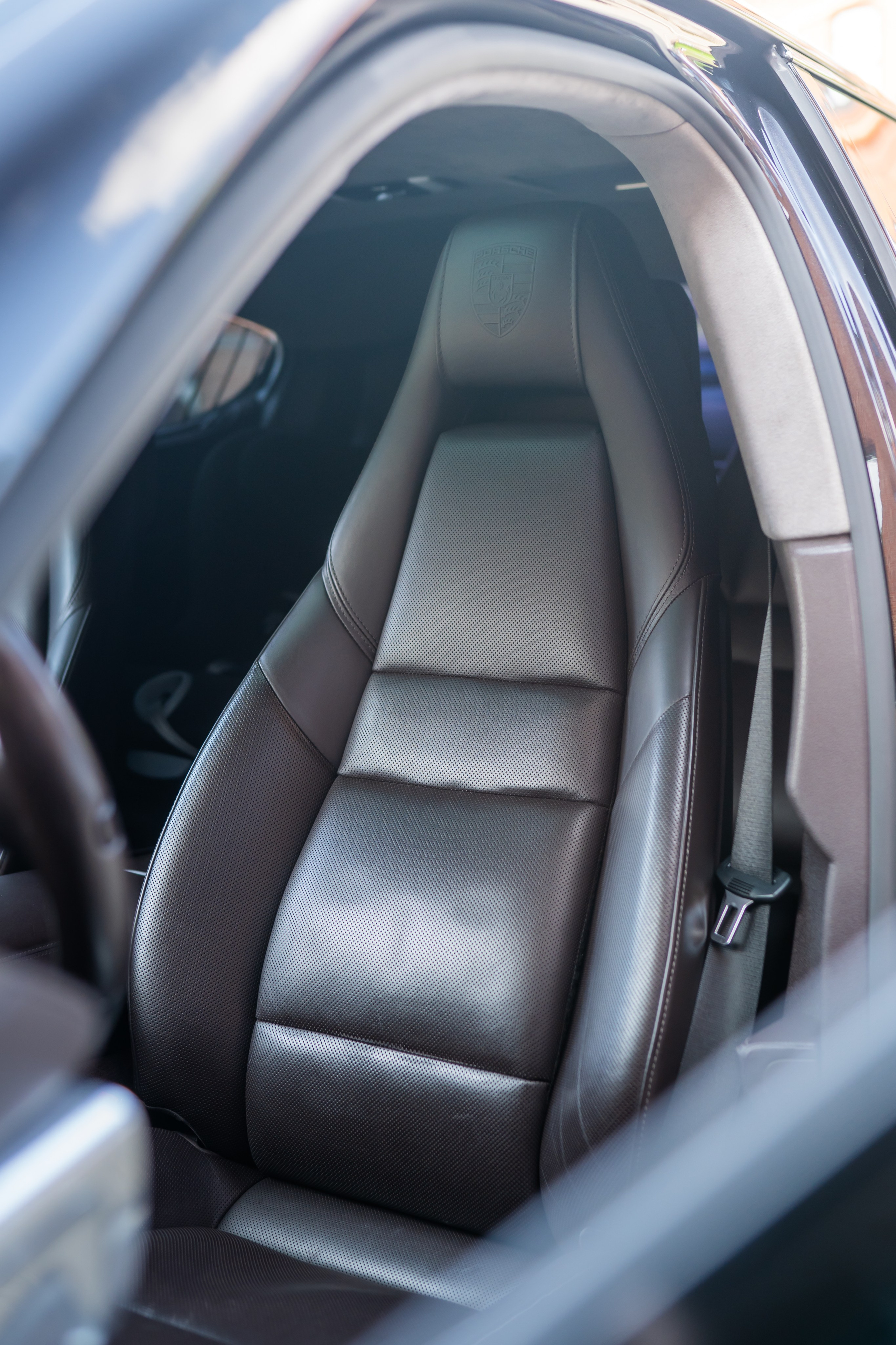 Porsche Panamera. Mirllaev