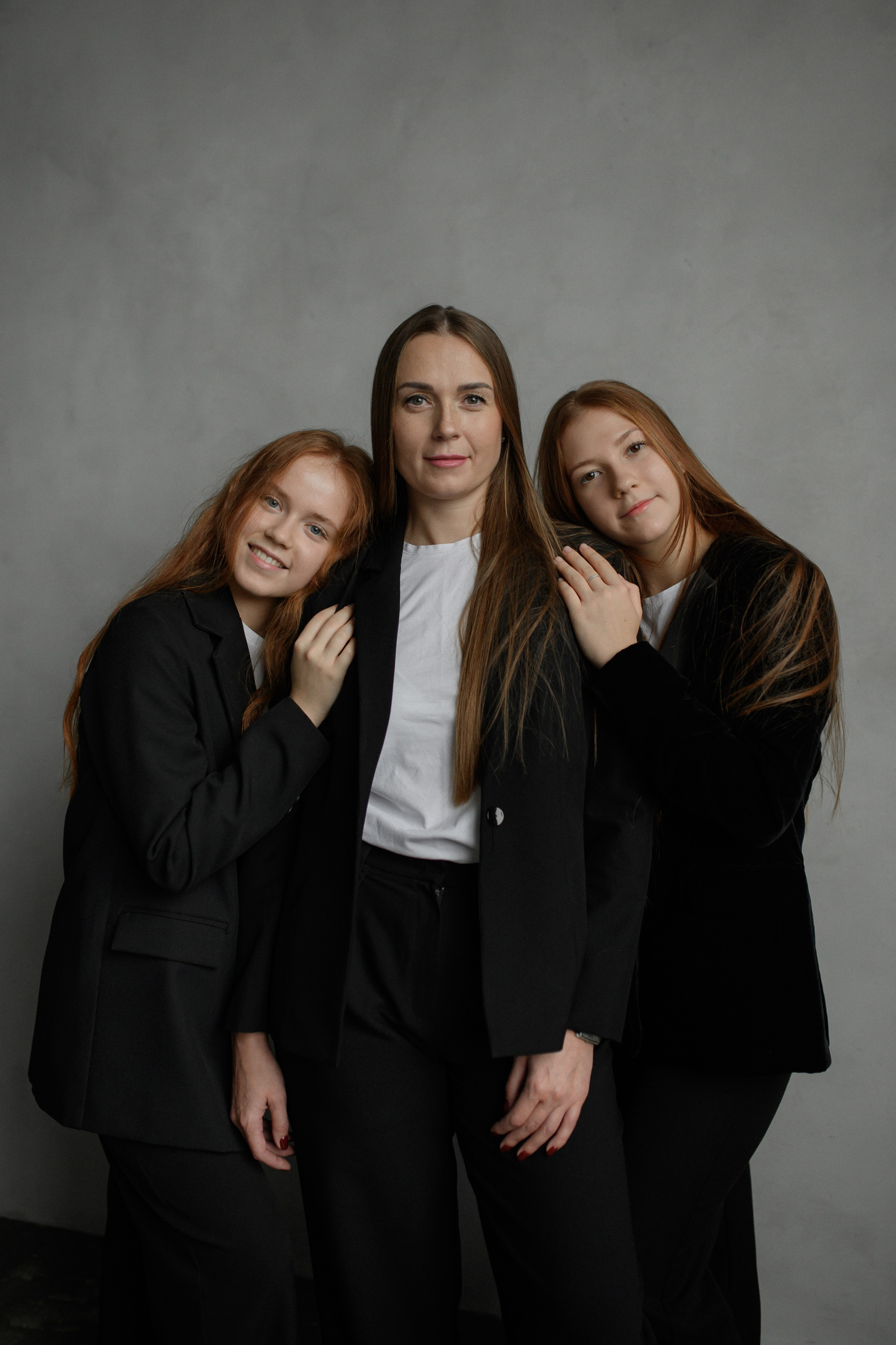 Елена, Дарья, Алена. Www.ostermiller.ru