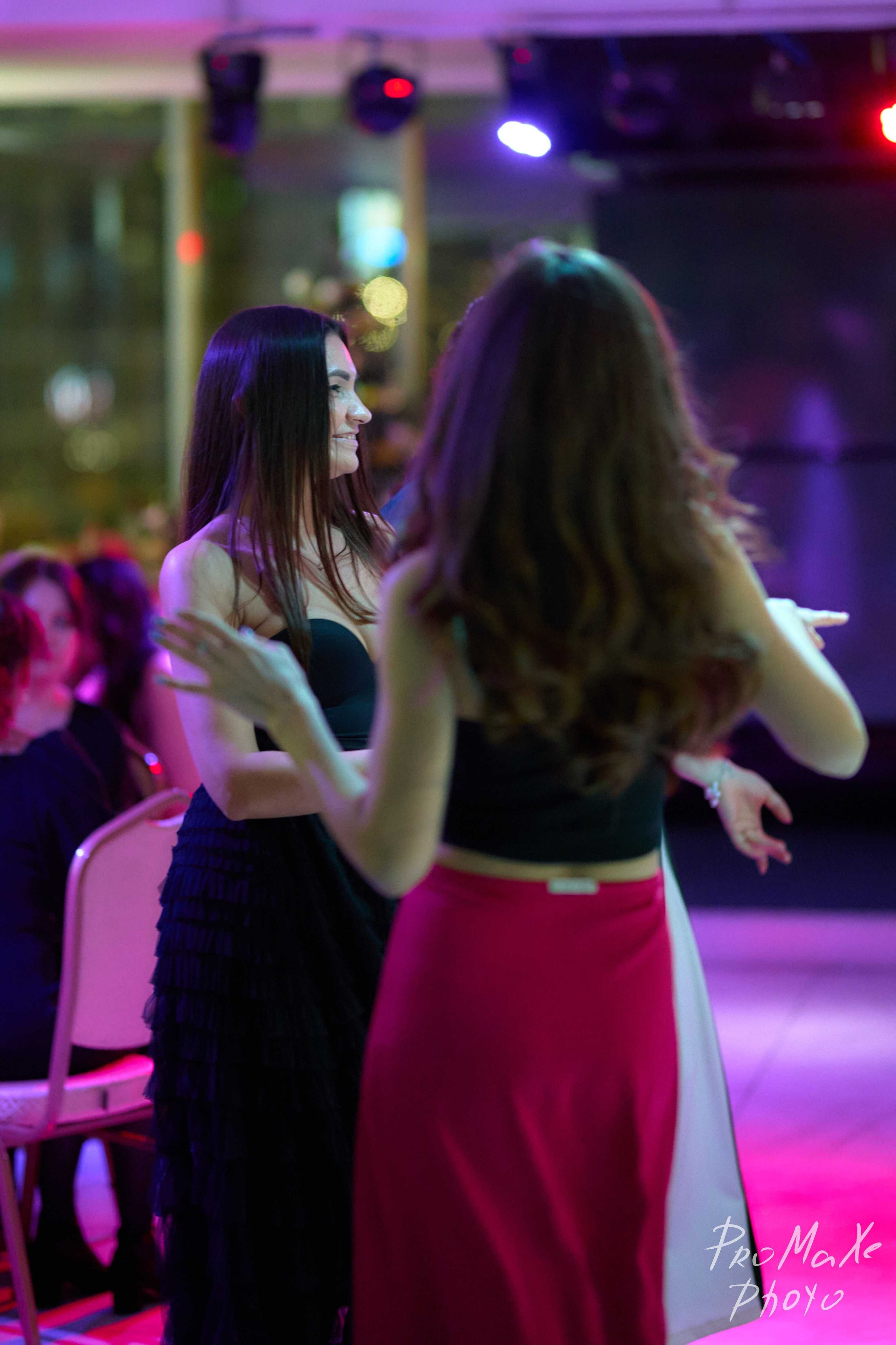 Зал КРАСА МАСС-МЕДИА ЧУВАШИИ. Владимир Суздалов (ProMaXe) — Портретный фотограф, тематические фотосессии в Чебоксарах