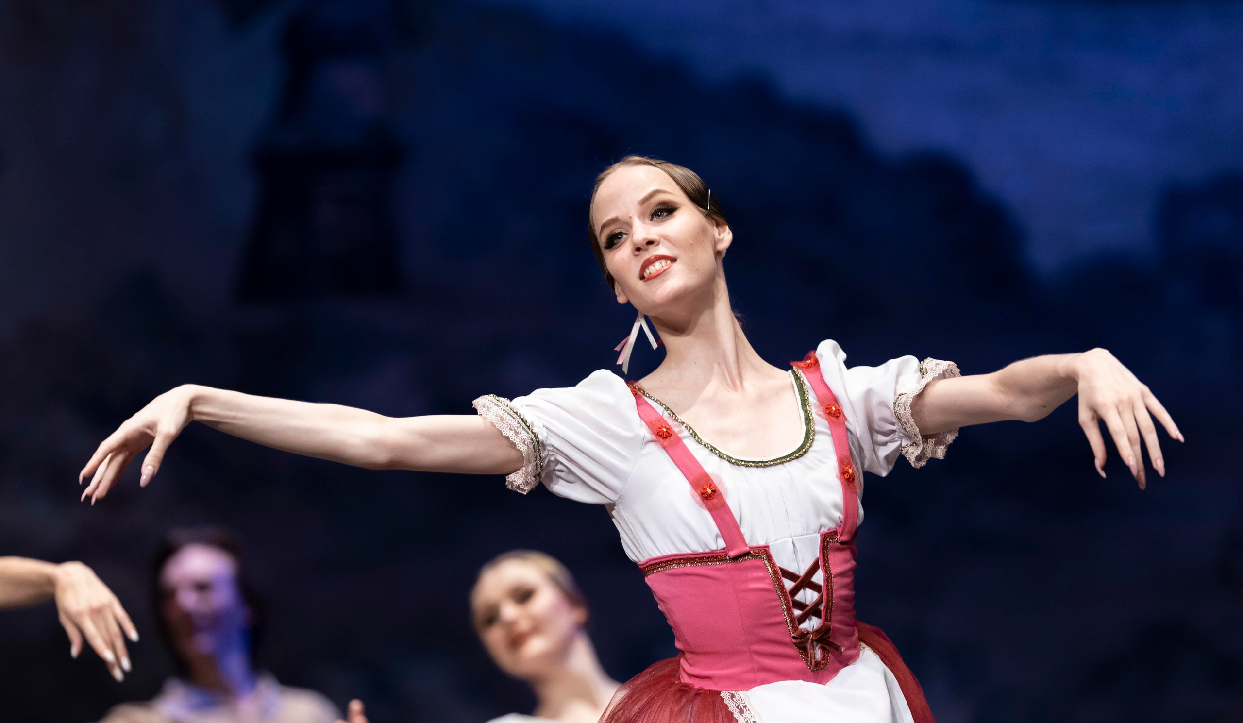 Жизель (1 акт) для Moscow ballet La Classique. Балетный фотограф Москва Майоров Николай