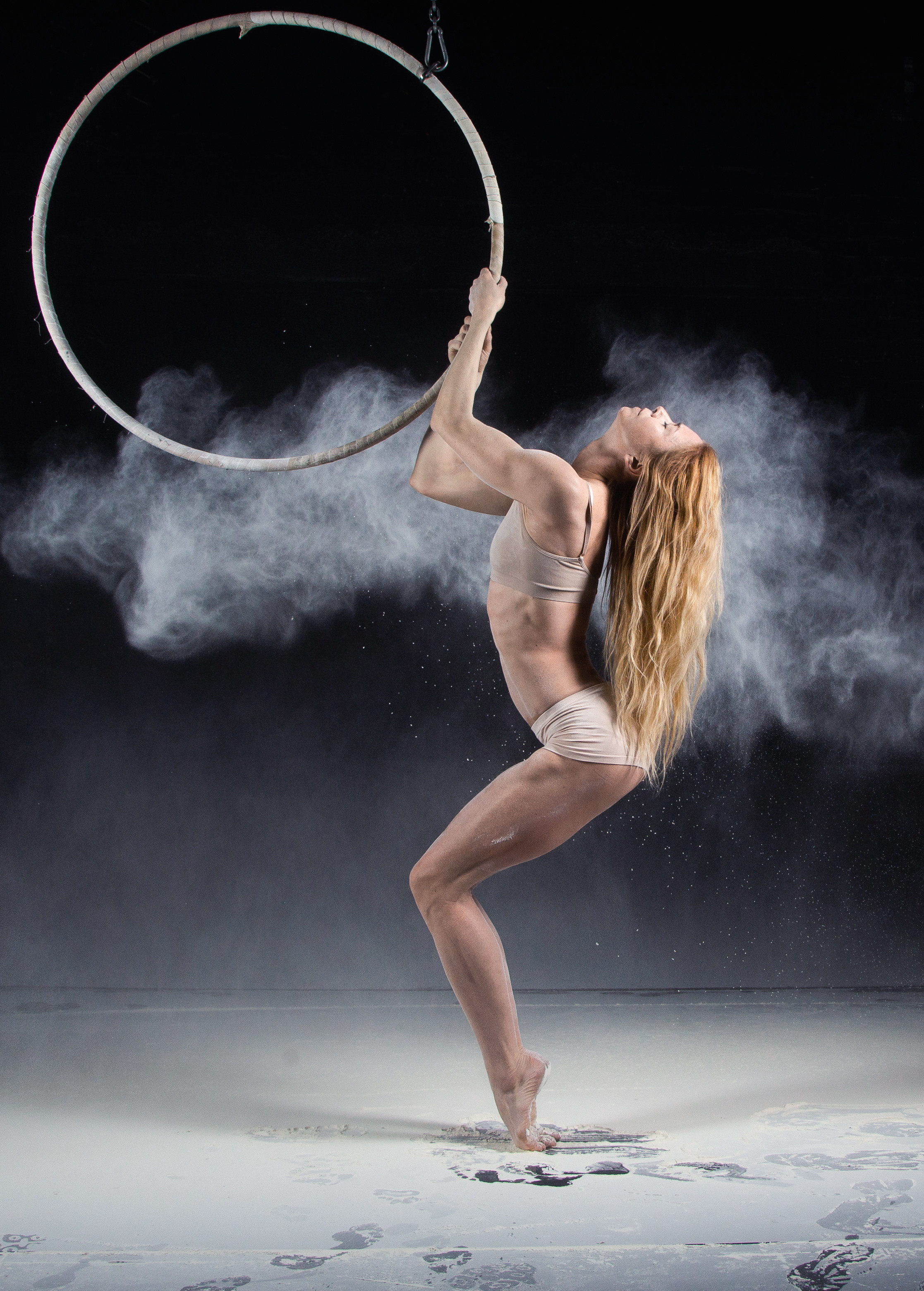 Юлия сессия с мукой. Балетный фотограф Москва Майоров Николай