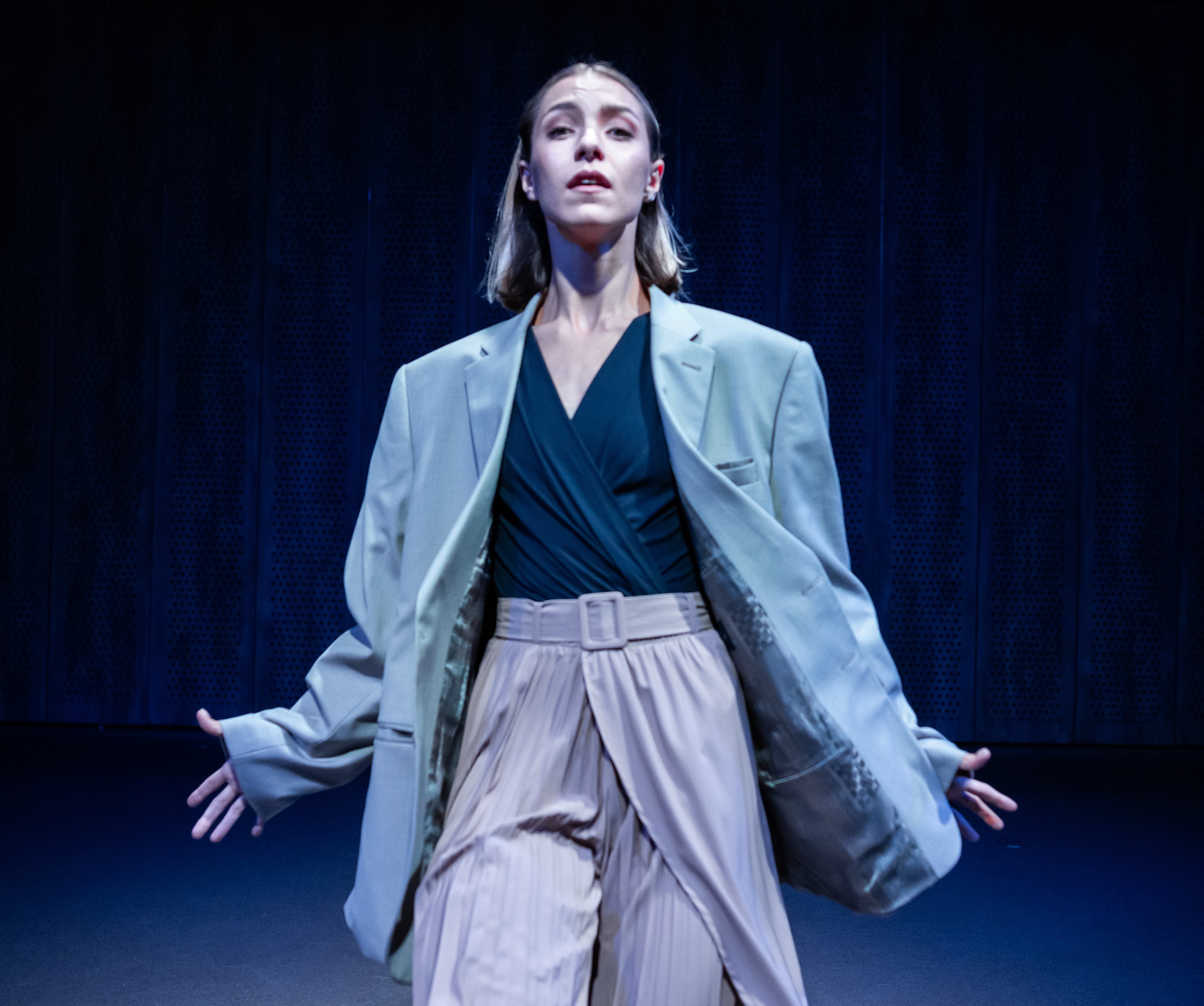 Окна бегущих домов. Балетный фотограф Москва Майоров Николай