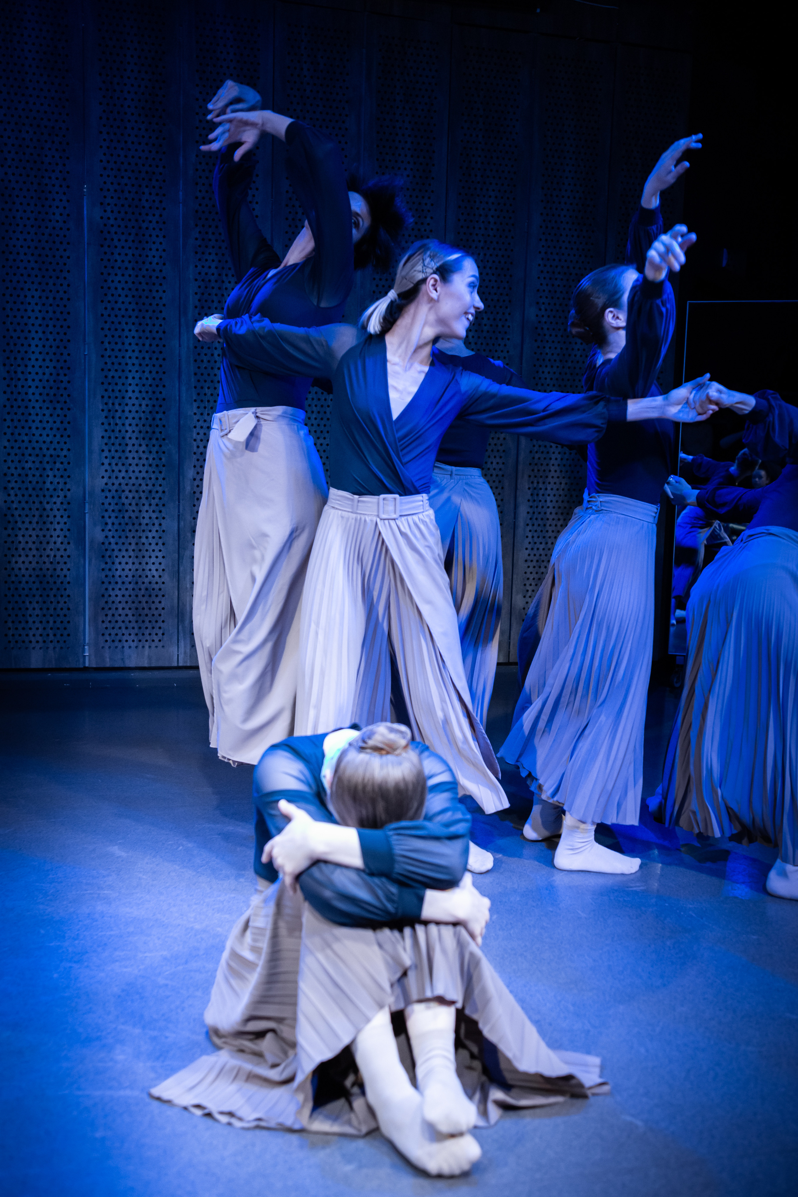 Окна бегущих домов. Балетный фотограф Москва Майоров Николай