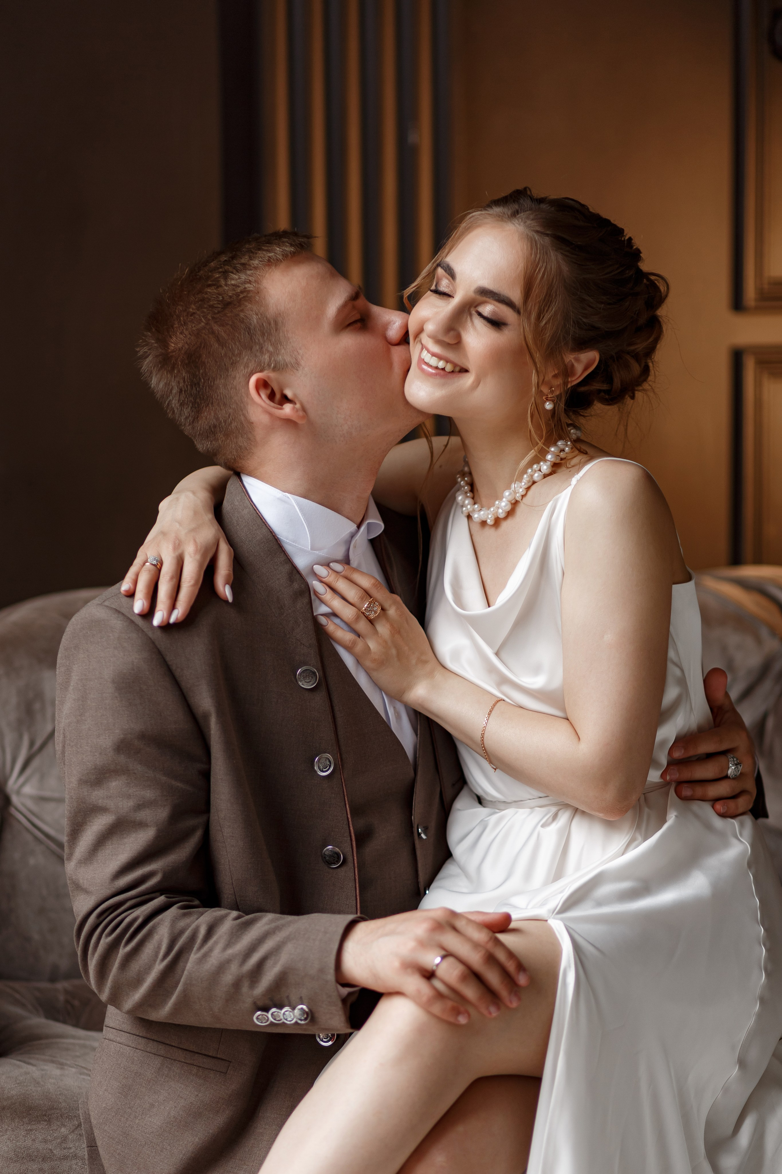 Свадебная фотосессия в городе и в фотостудии. Свадебный фотограф Москва и МО Сергей Киржаев