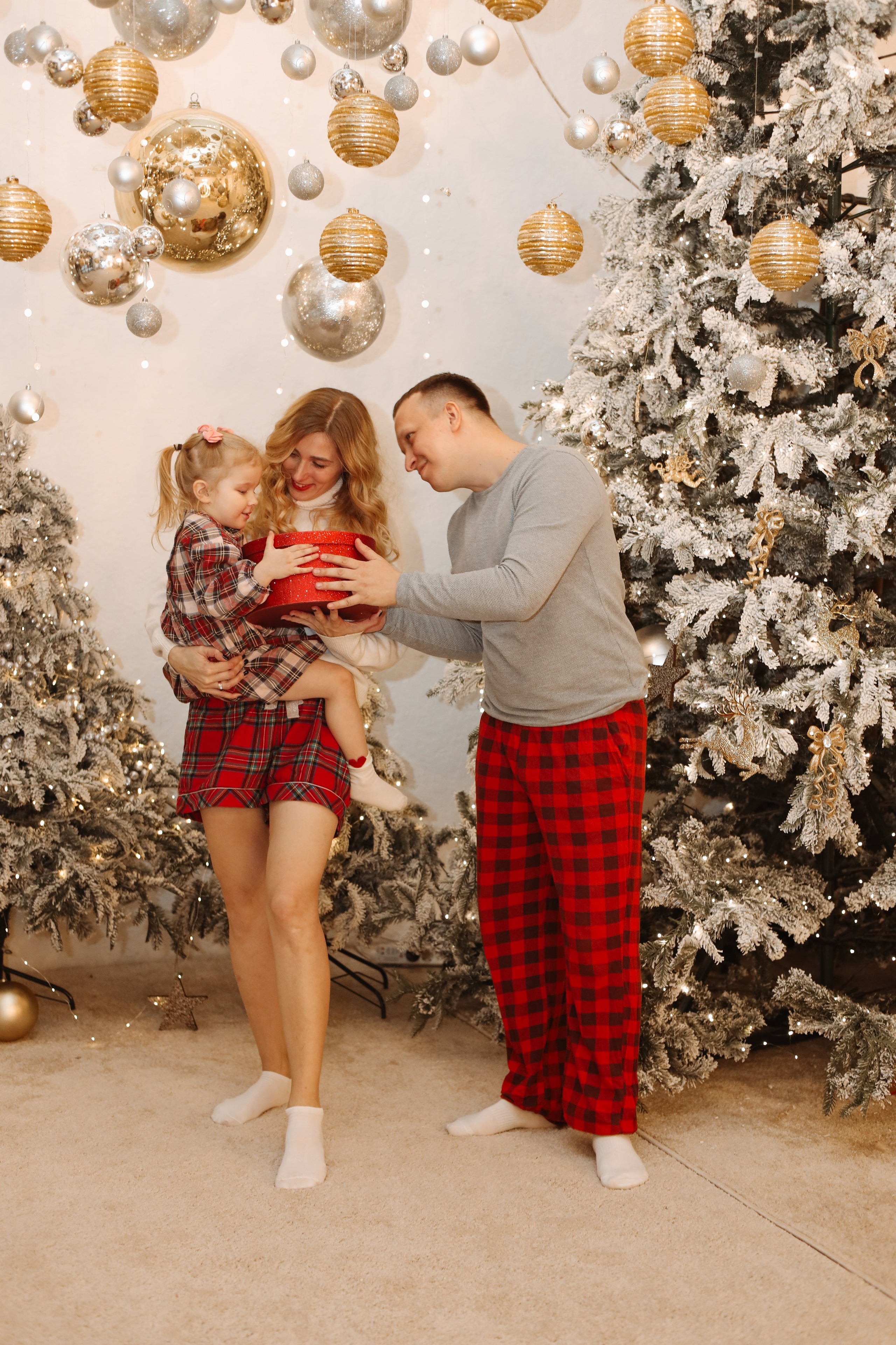 Семейная Новогодняя съемка. Photographer Tatiana Ivanova in Yaroslavl