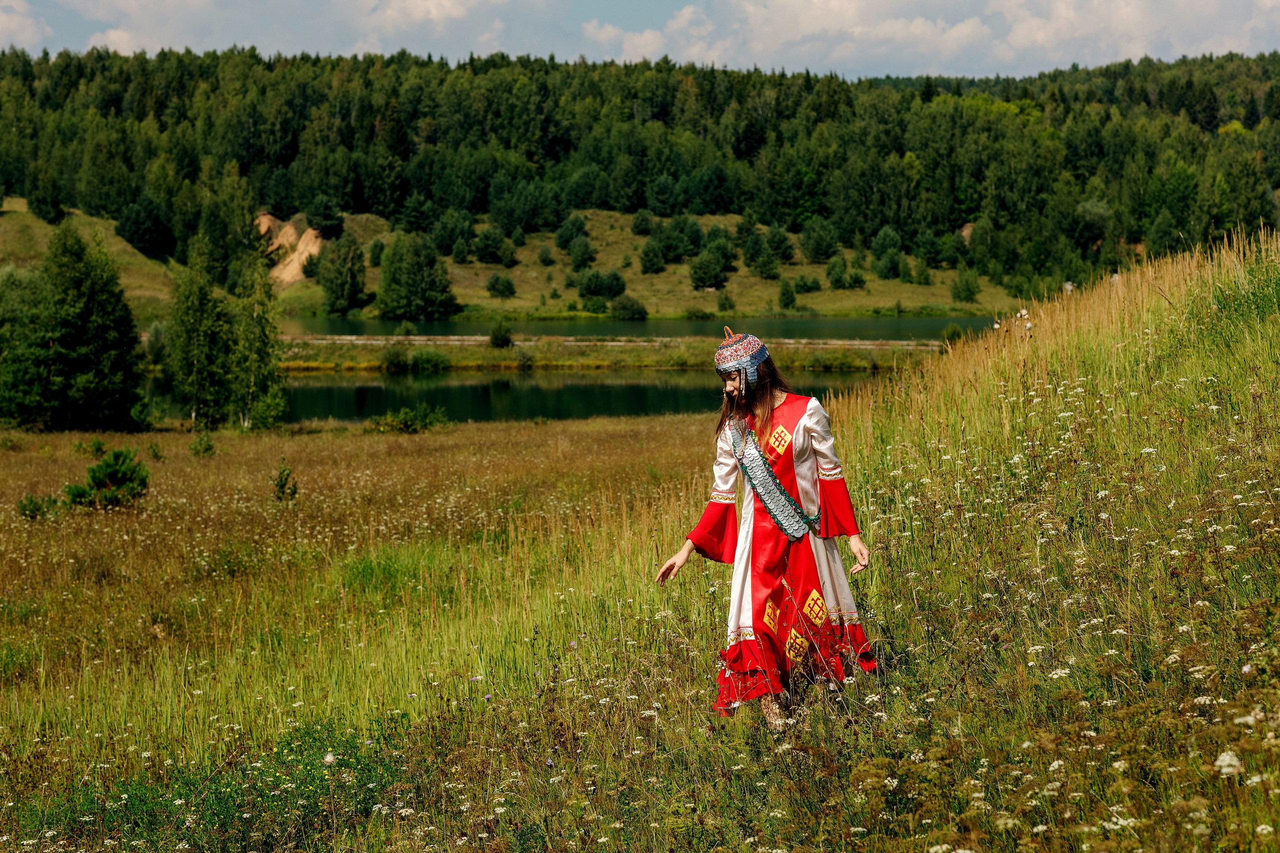 Фотосессия с Леной в Моргаушском районе. Портретный и репортажный фотограф в Чебоксарах Андриян Чаркин