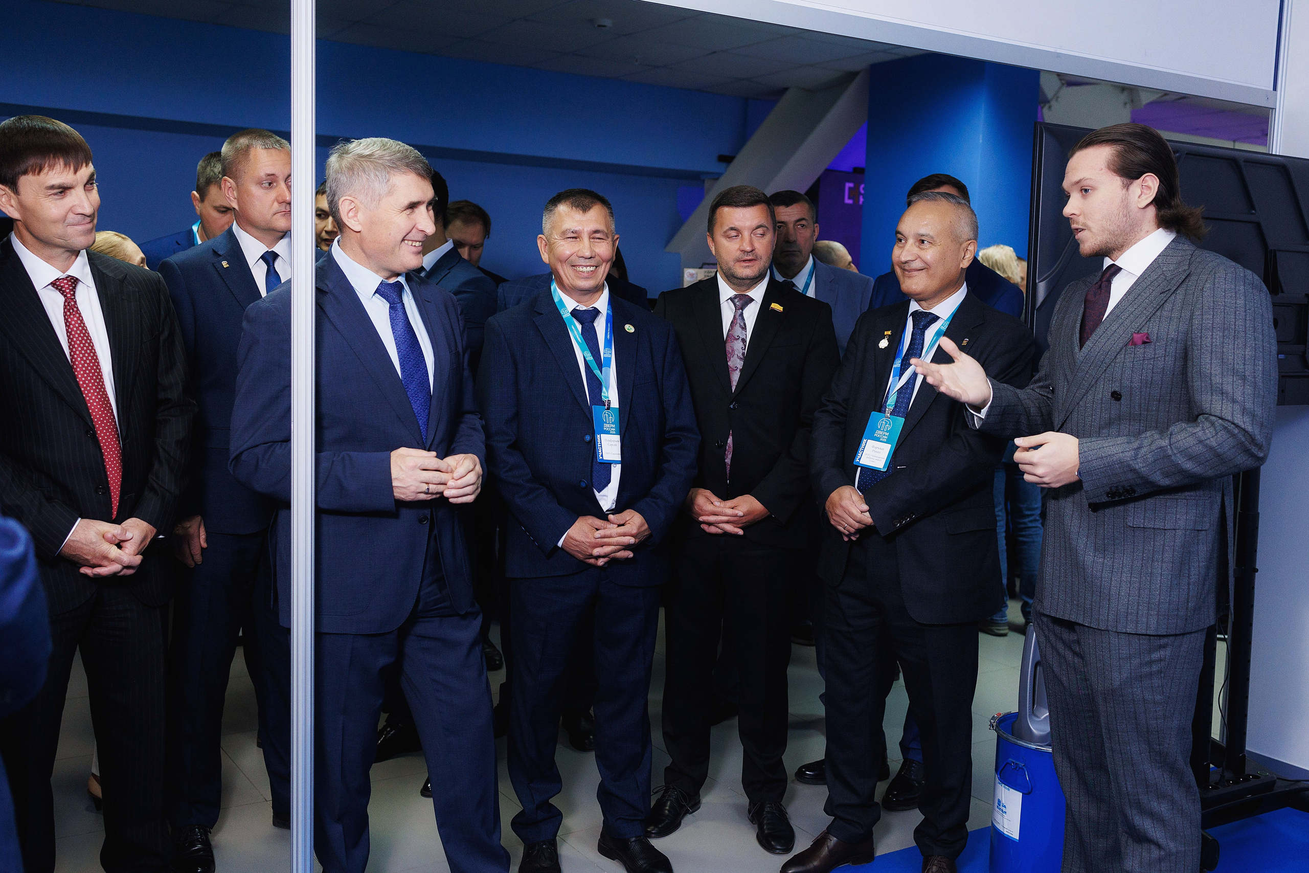 Репортажная съемка форума «Двери Росси-2025» в Чебоксарах. Портретный и репортажный фотограф в Чебоксарах Андриян Чаркин