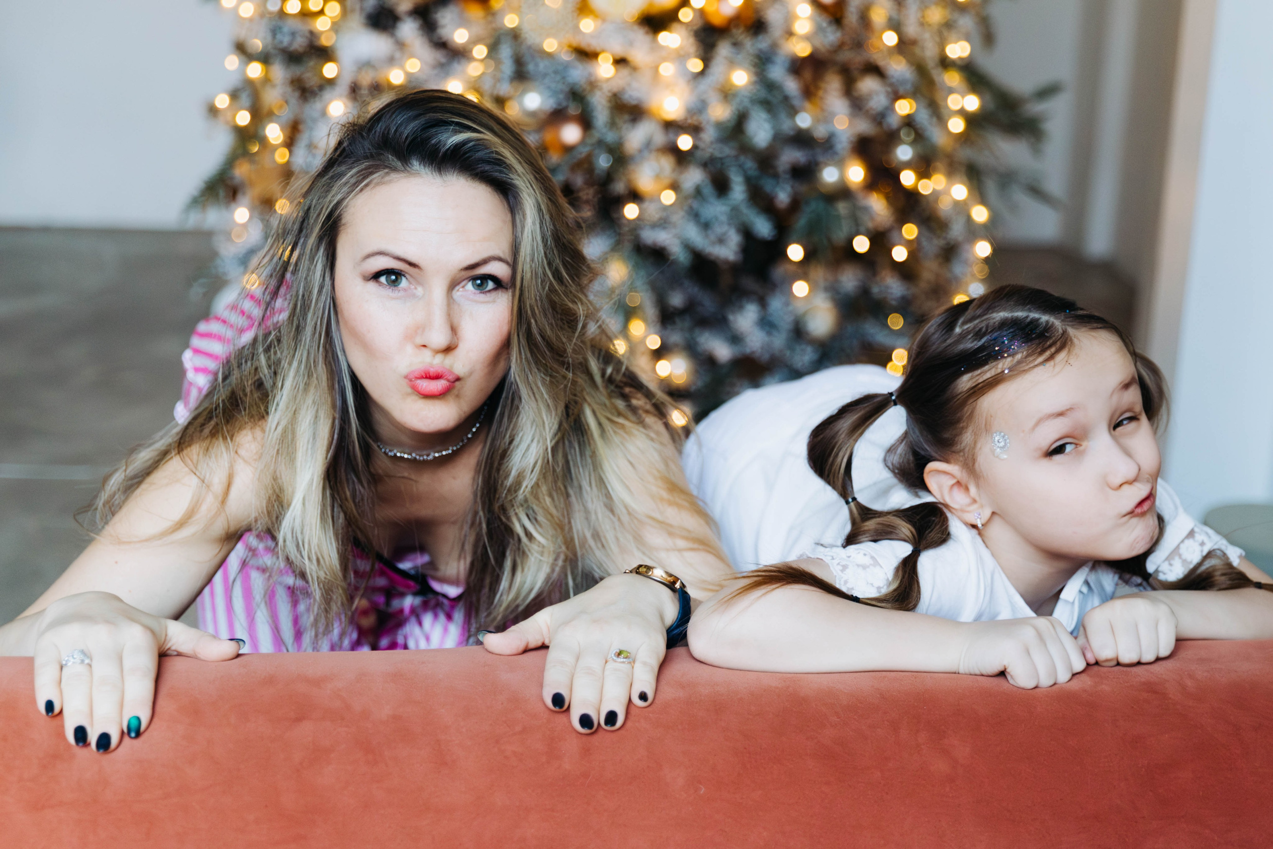 Новогодняя Женя и Яна. Свадебный и семейный фотограф в Санкт-Петербурге Лолита Евстифеева