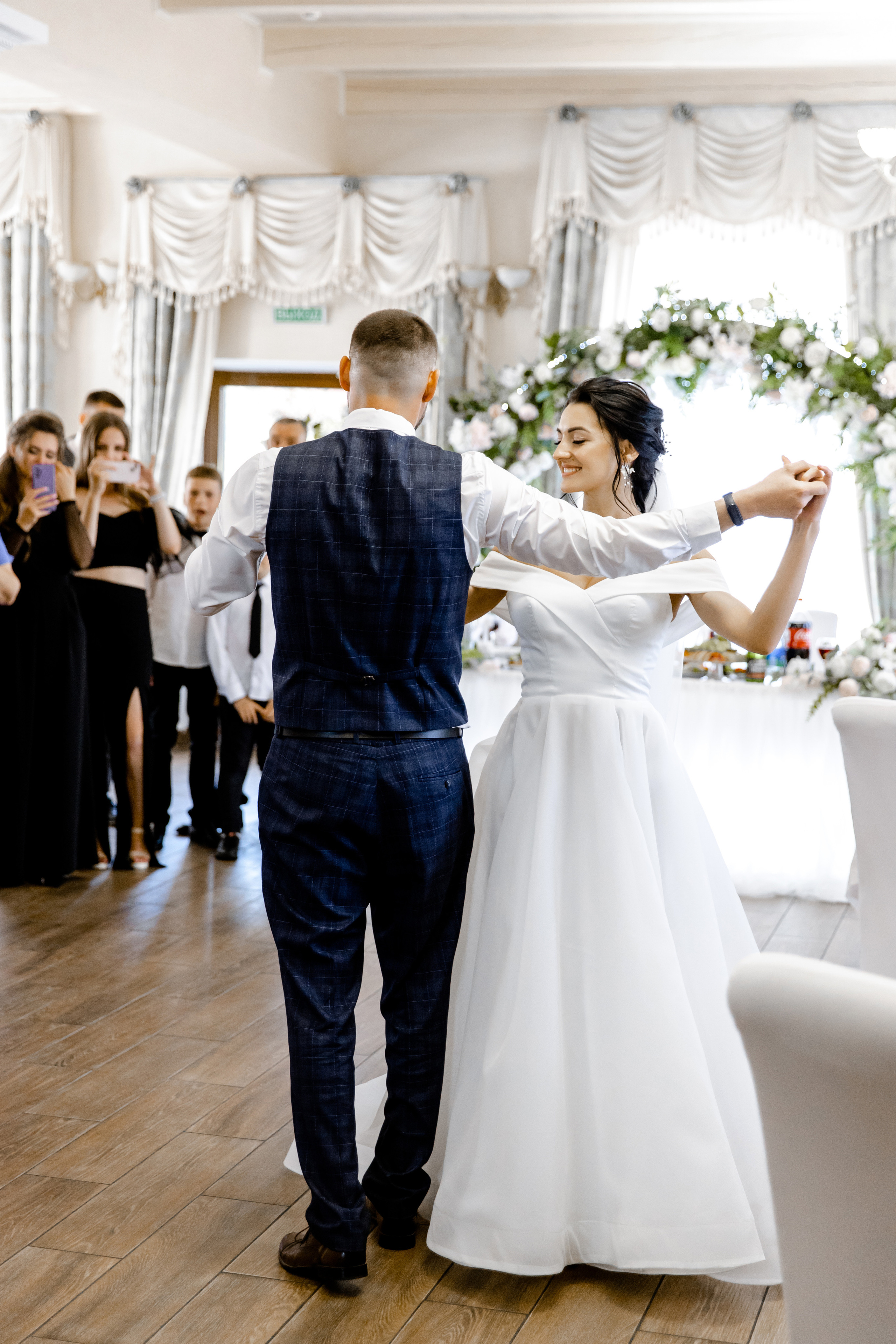 Свадебны день Аркадия и Тани. Свадебный фотограф Анна Бабахина