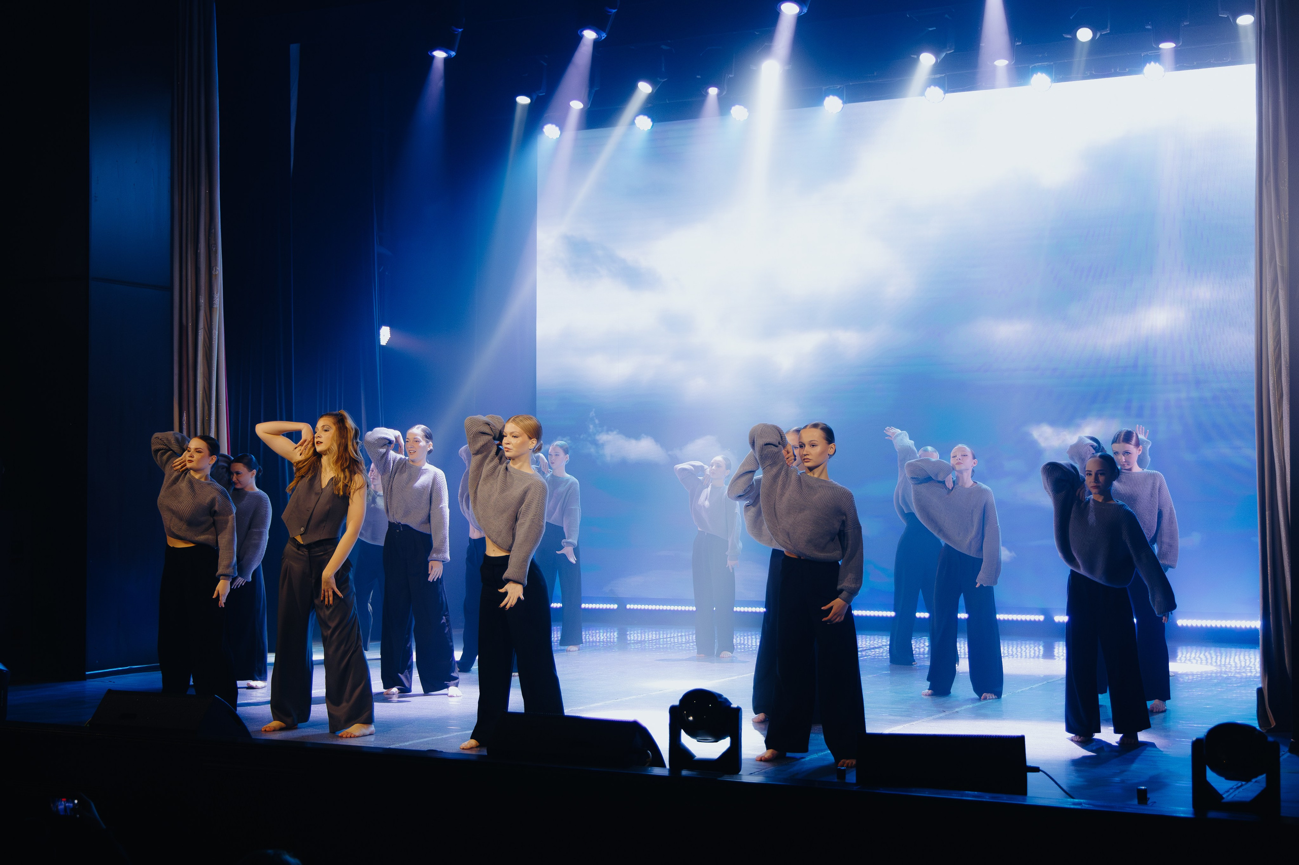 ALTERNATIVE DANCE STUDIO. Свадебный и репортажный фотограф в Омске. Червоткин Никита