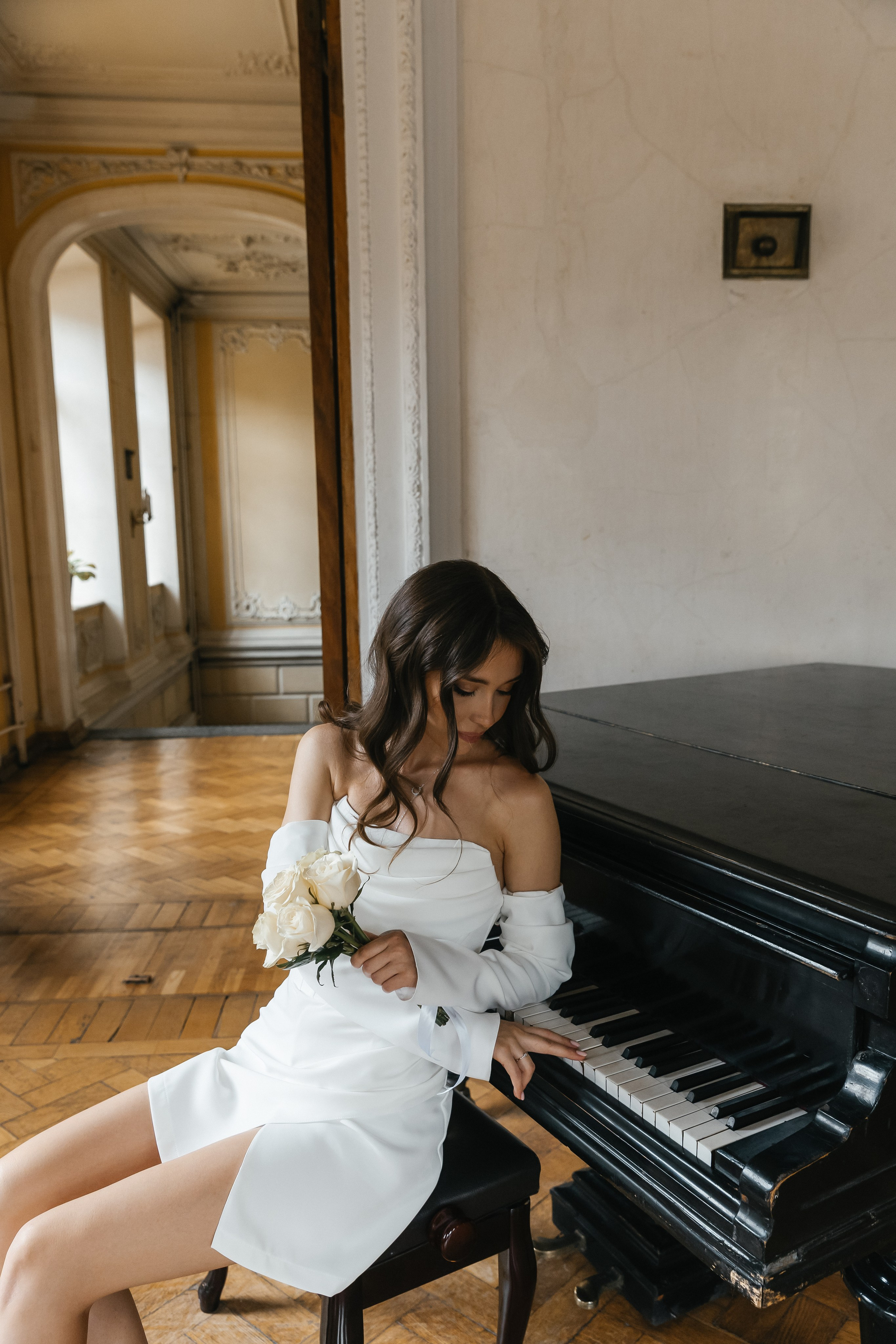 Свадебная фотосессия в Библиотеке-читальне им. А. С. Пушкина. Фотограф и видеограф Анна Домашенко