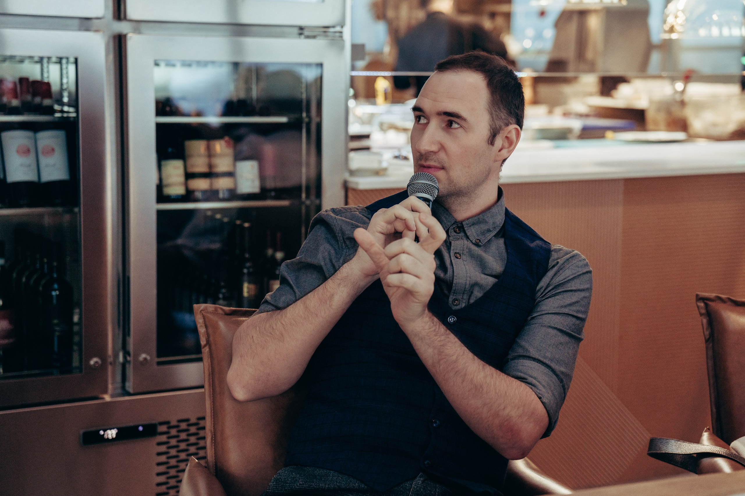 Репортажная съёмка в ресторане. Профессиональный фотограф в Санкт-Петербурге Александр Волосенцев