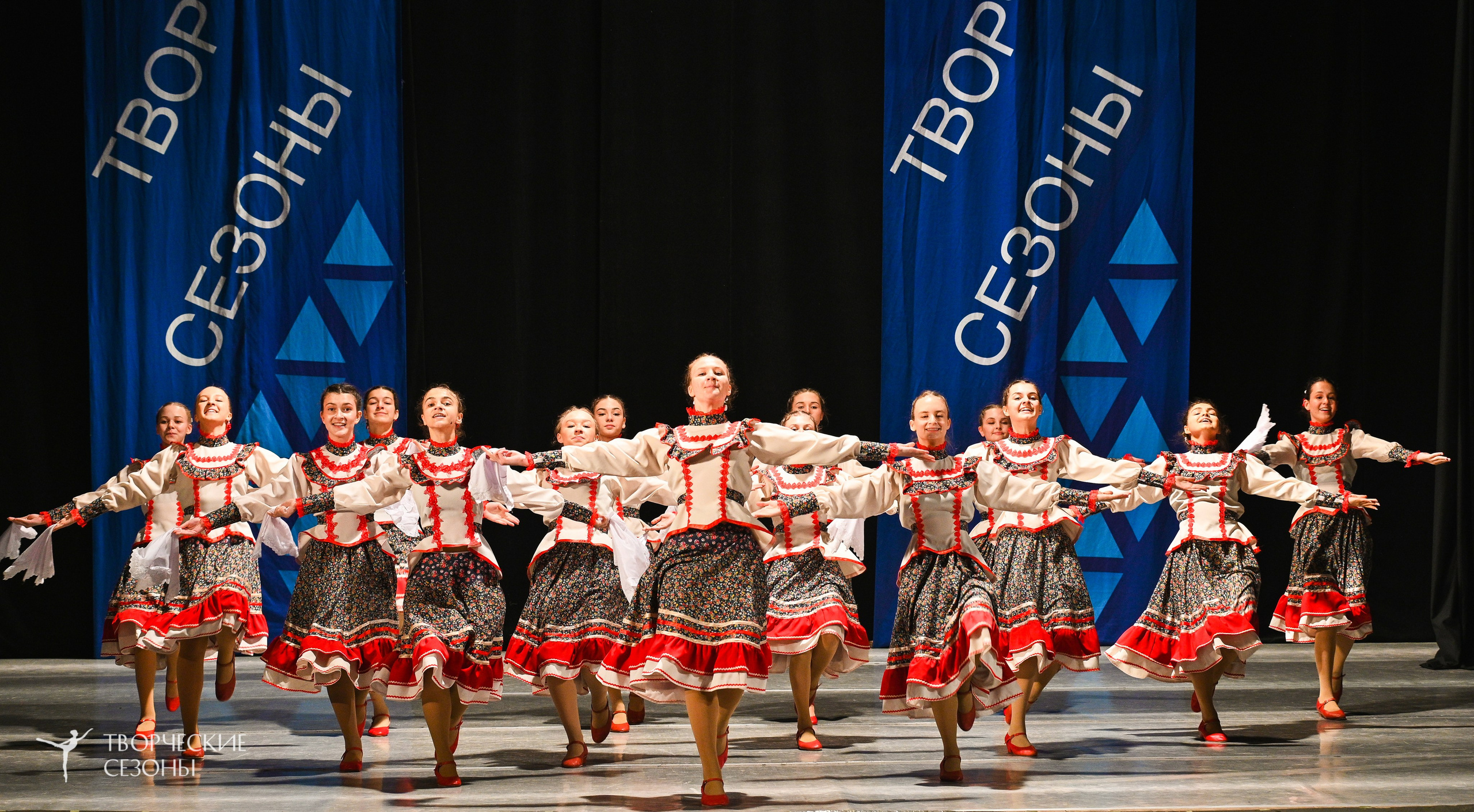 22.11.2025 IV Всероссийский хореографический фестиваль «Россия танцует на Волге». Медиастудия Фото Концепт