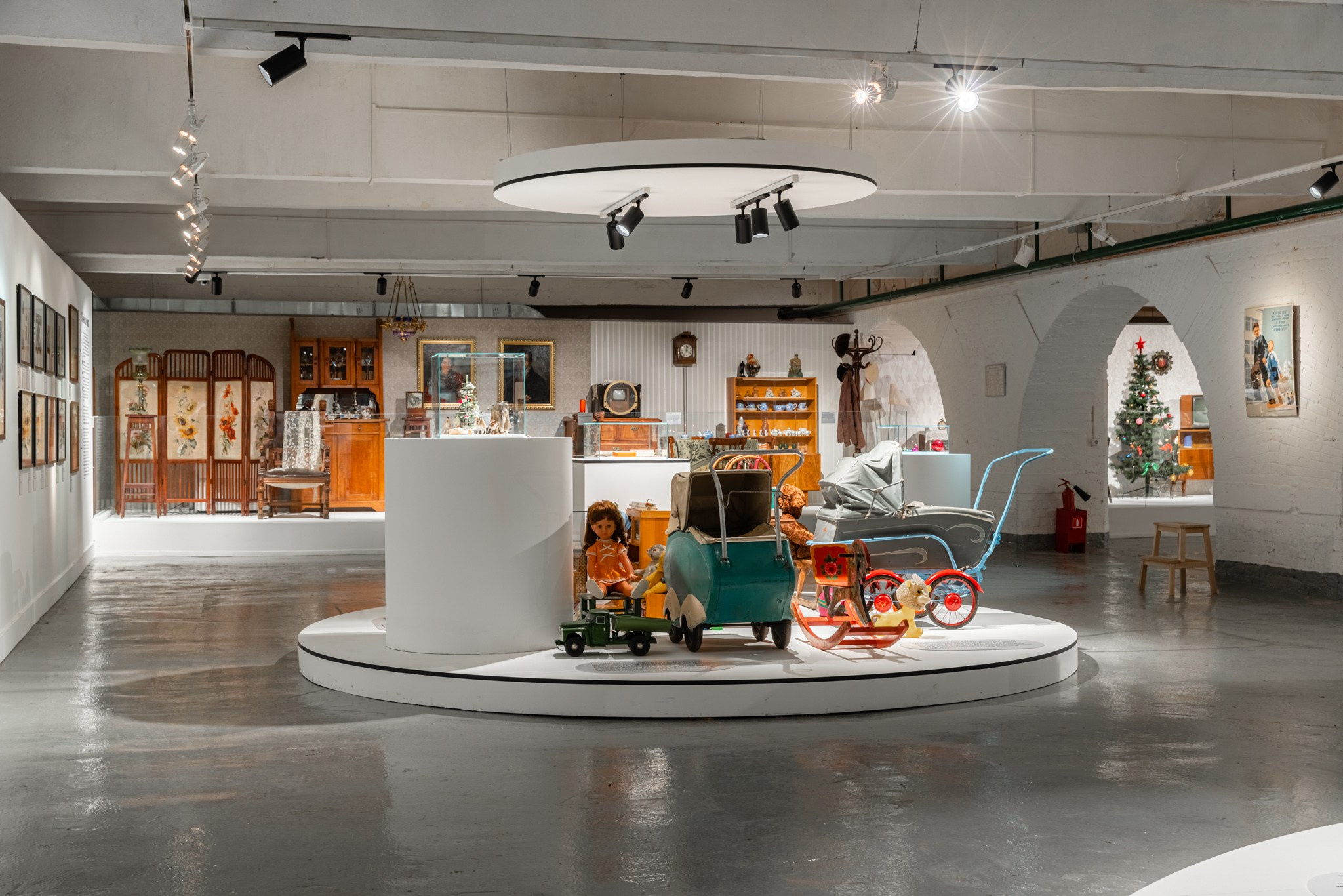 Выставка «Фамильные ценности», музей Москвы, для Юлии Наполовой (PS-Culture) 2019. Фотограф Василий Буланов