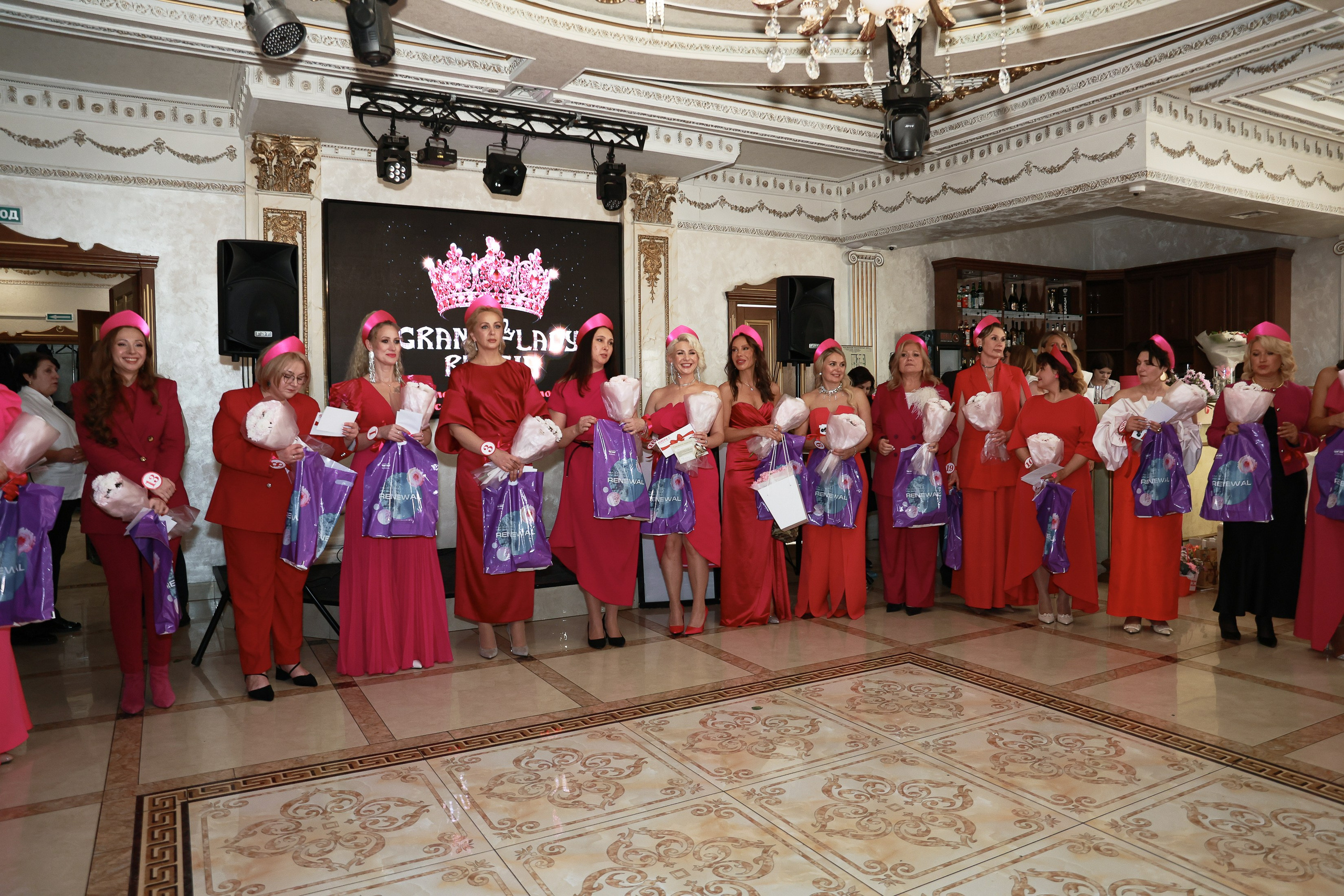 Открытие конкурса красоты элегантного возраста «Гранд Леди». Фотограф Юлия Мальцева