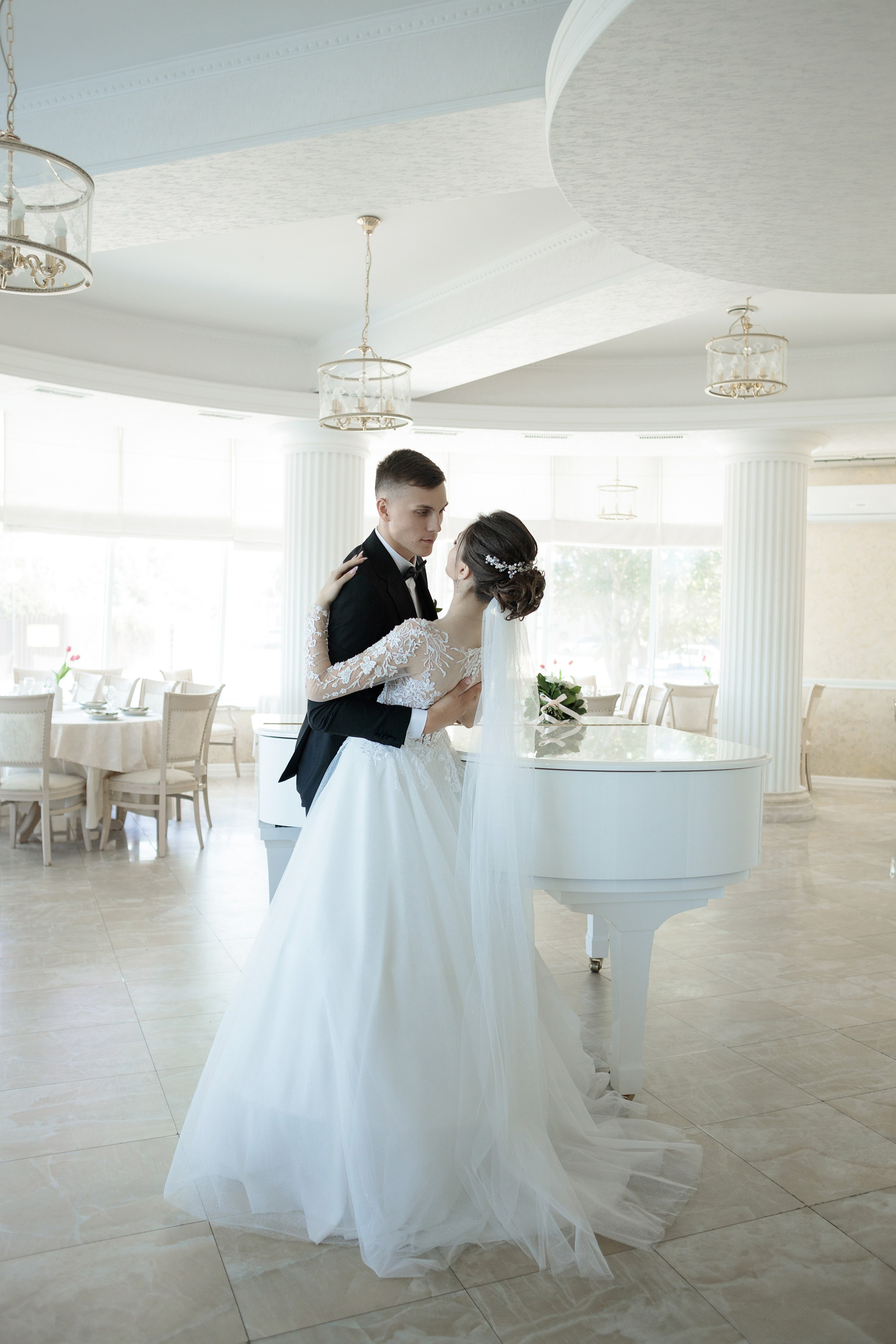 Илья & Екатерина. Свадебный фотограф в Астрахани. Фототуры по Астрахани и в горы Кавказа