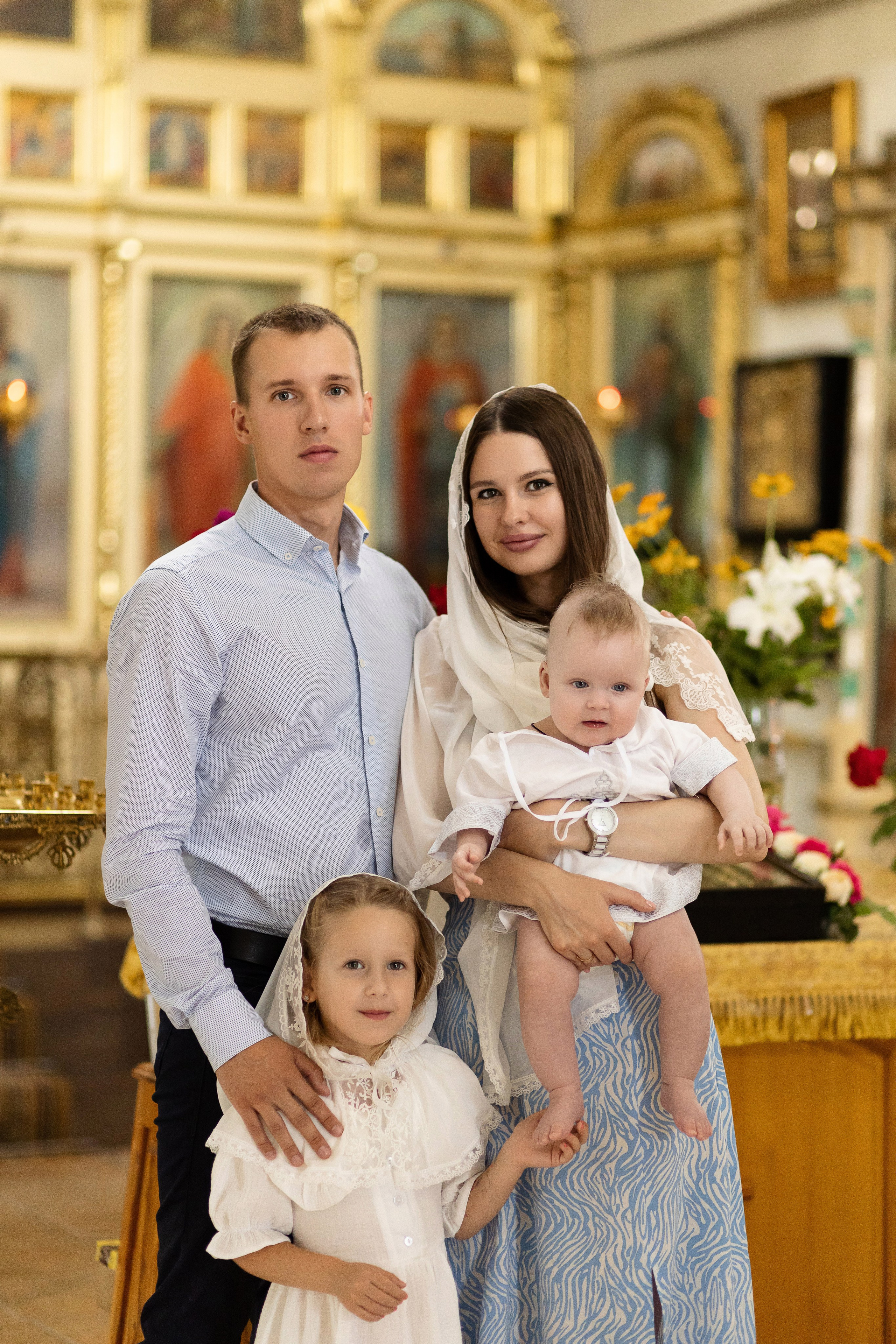 Таинство крещения Романа в Церкви Георгия Победоносца. Анастасия Безуглова- свадебный фотограф в Таганроге