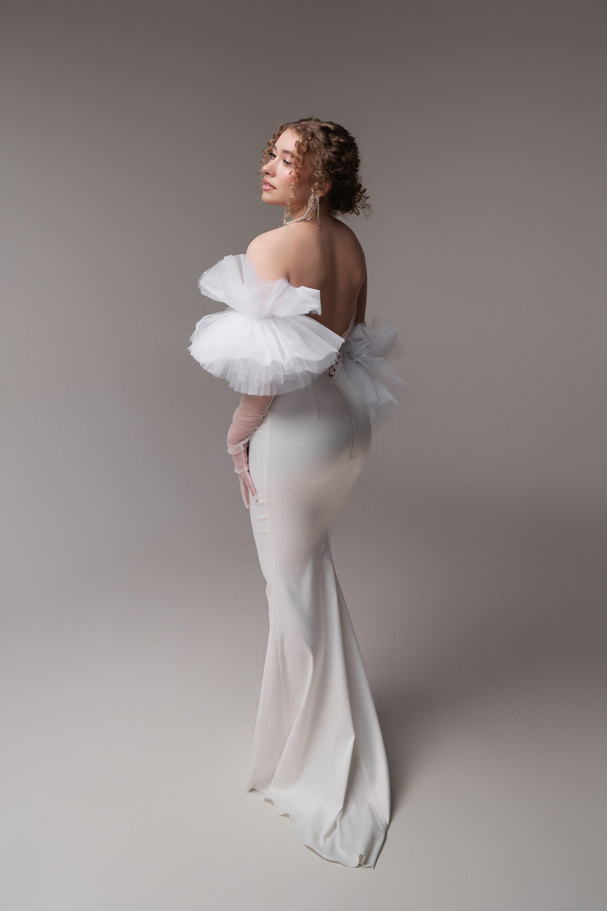 Платья. Оксана Волик фотограф в Архангельске. Аренда фотостудии White Studio