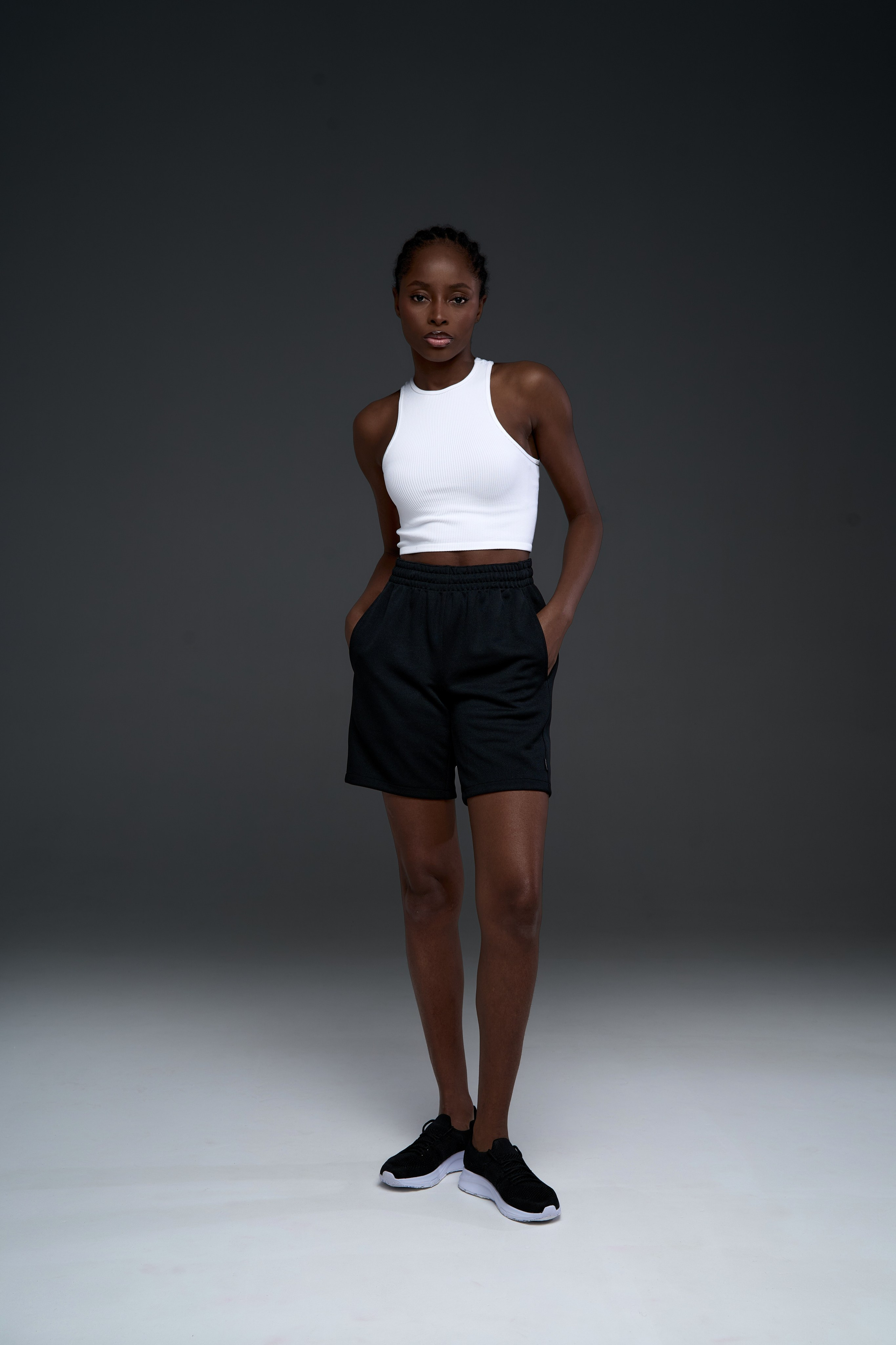 Спортивные футболки. Фотограф для маркетплейсов в Москве