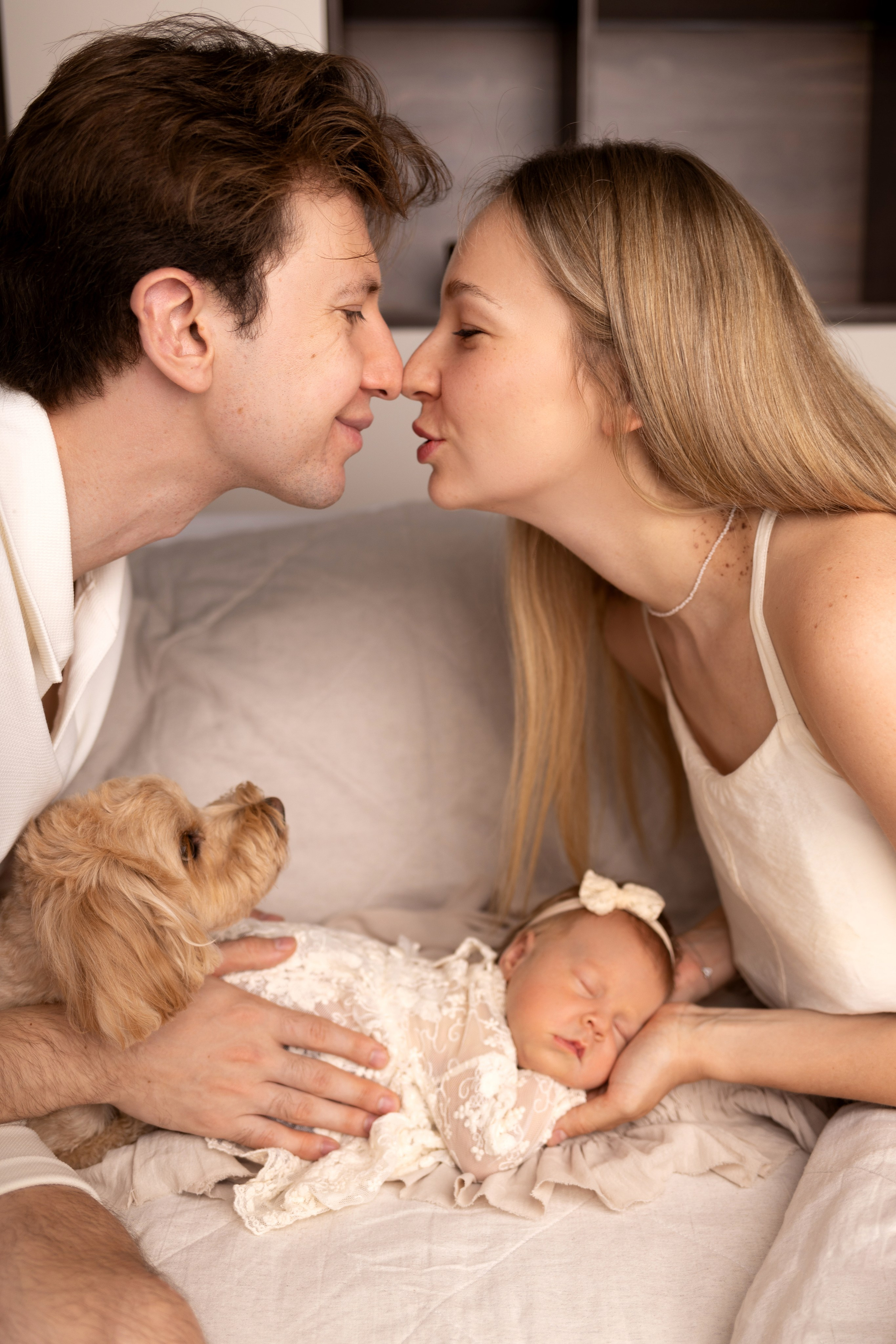Newborn съемка в стиле Лайф. Фотограф новорожденных малышей в Омске и Омской области Эльвира Камаева