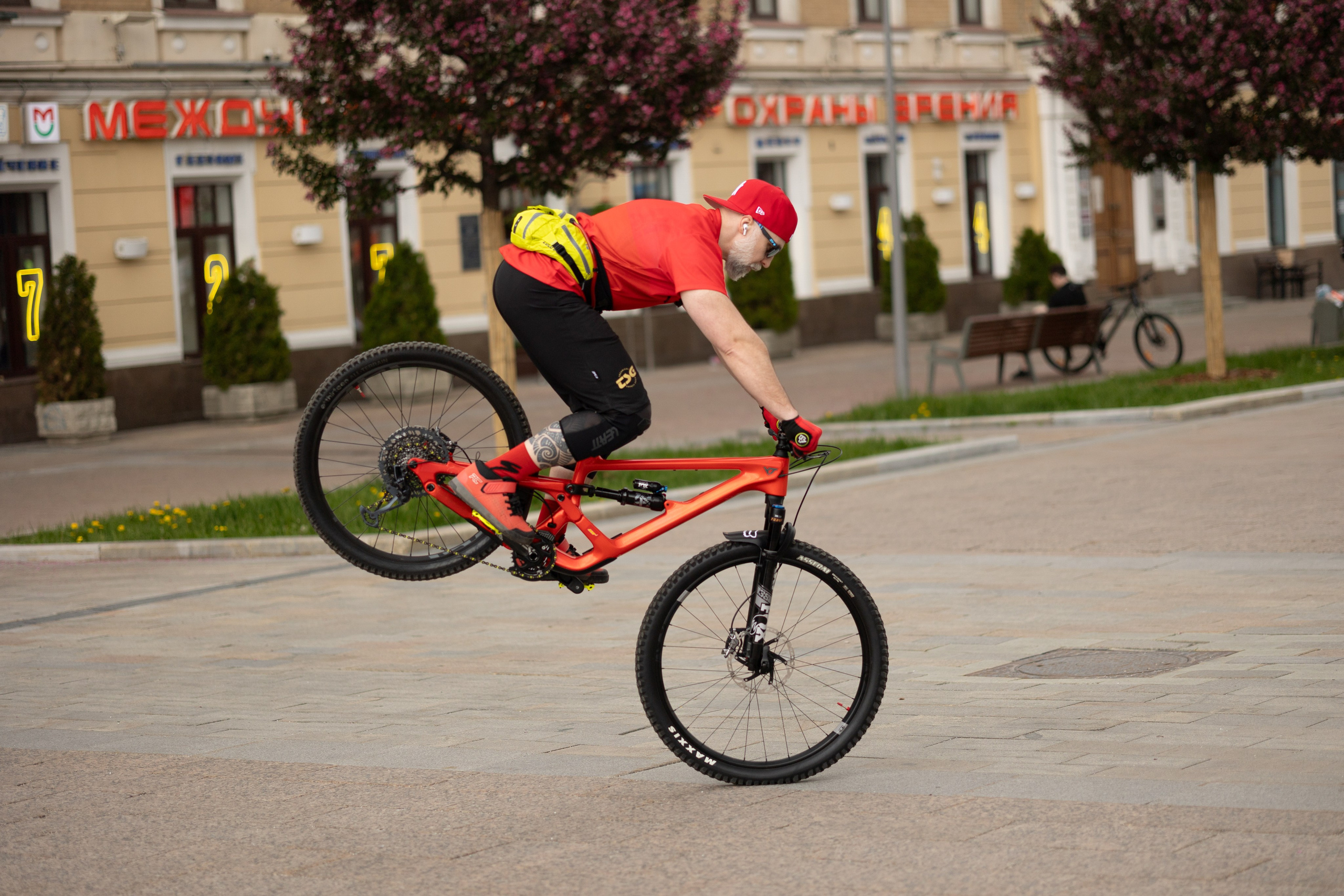 Фото с осеннего велофестиваля в Москве .