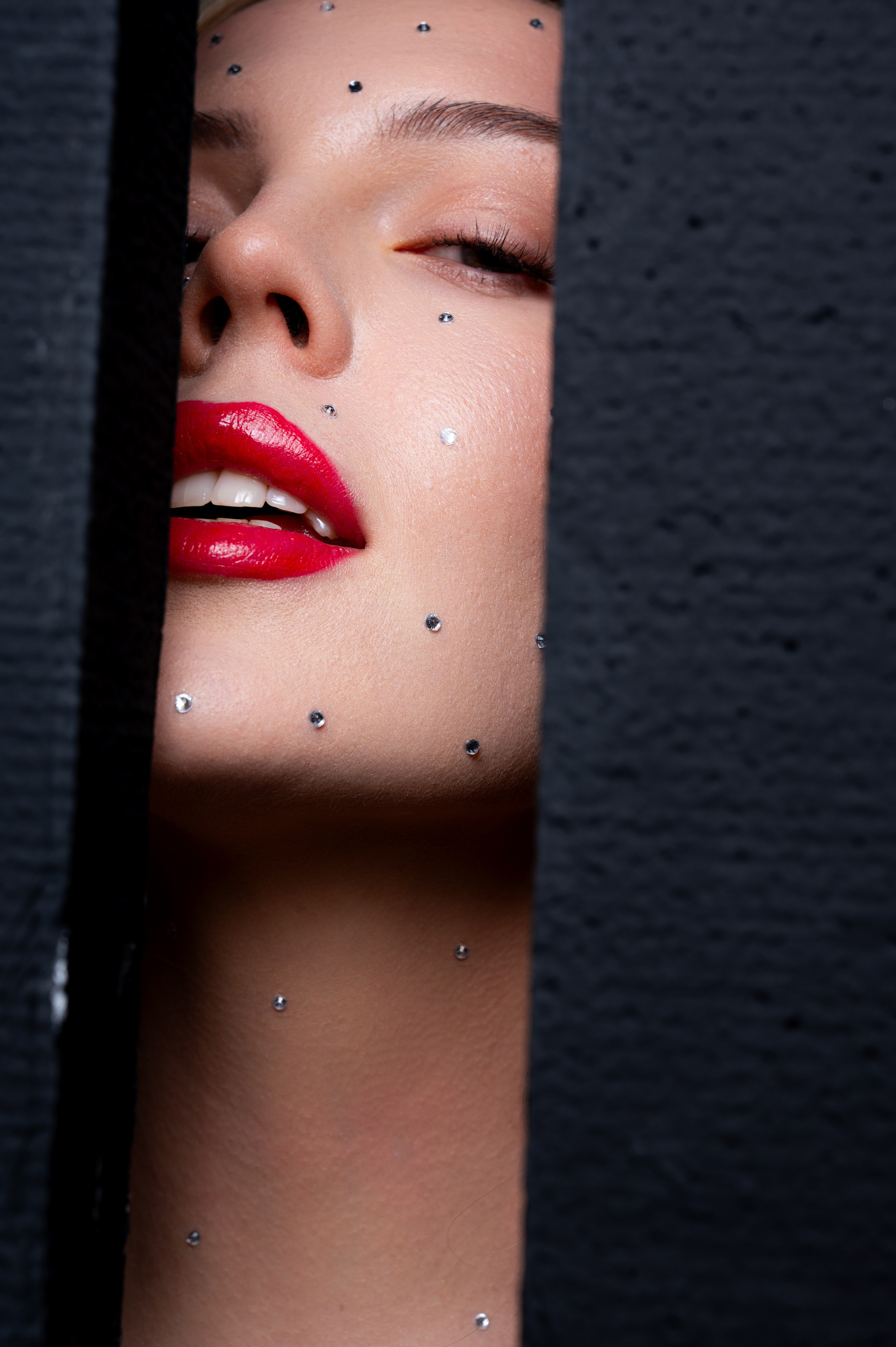 Арт — макияж в москве. СВАДЕБНЫЙ ВИЗАЖИСТ-СТИЛИСТ В МОСКВЕ ПРИЧЕСКИ МАКИЯЖ БРОВИ ВЫЕЗД